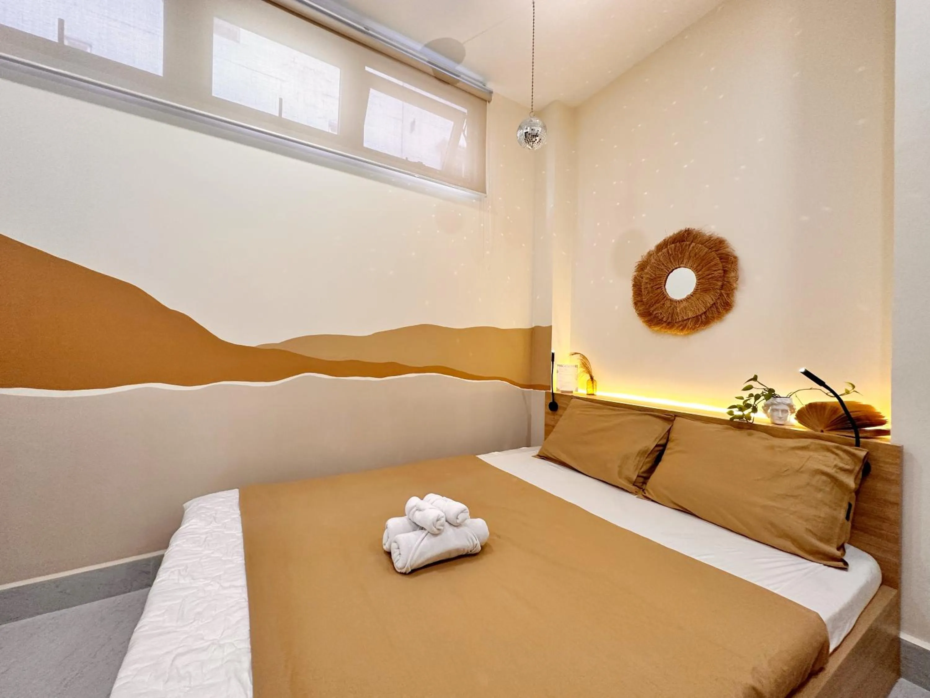 Bed in LalaHouse Spring Apartment - Saigon Center