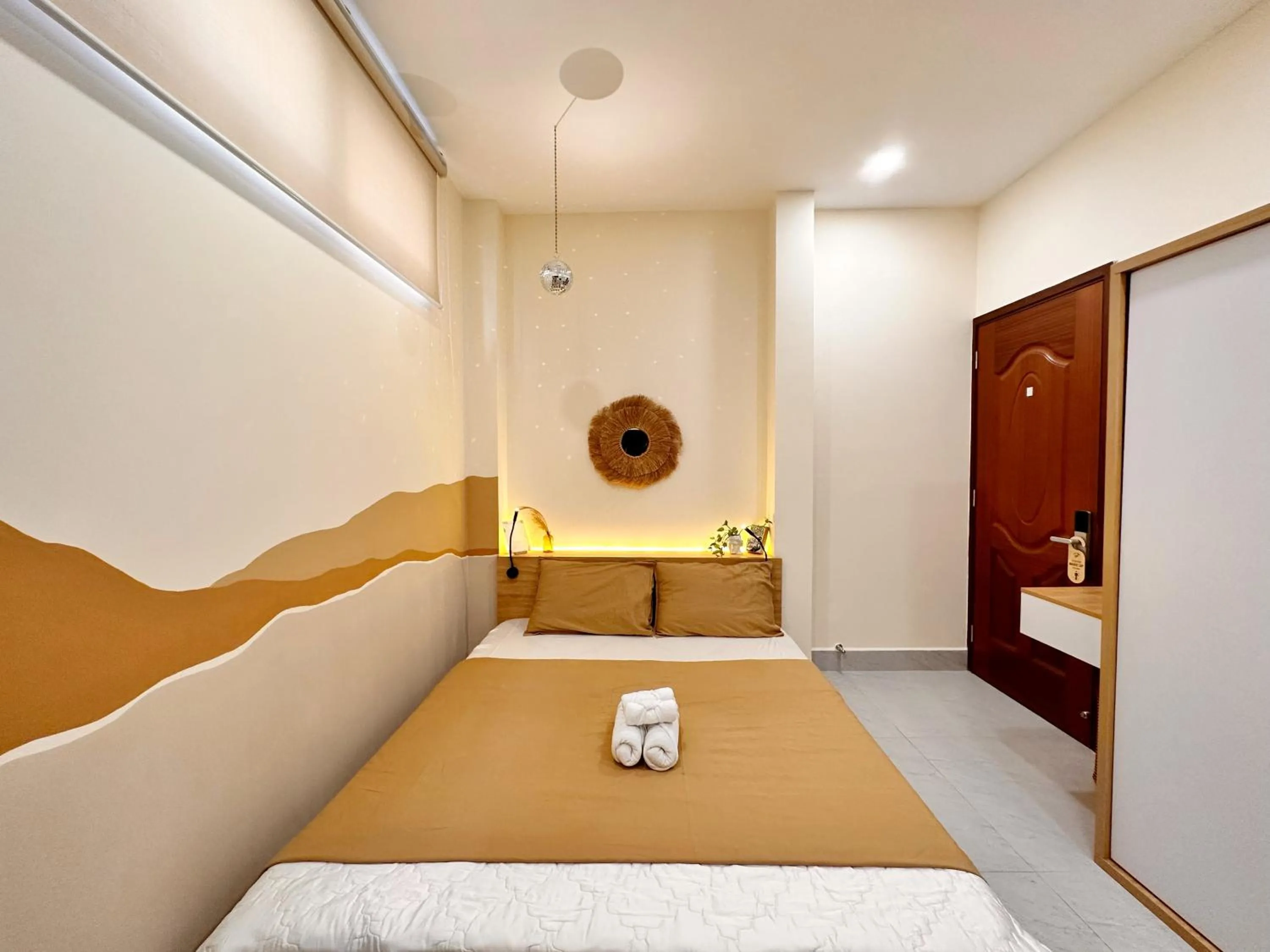 Bed in LalaHouse Spring Apartment - Saigon Center