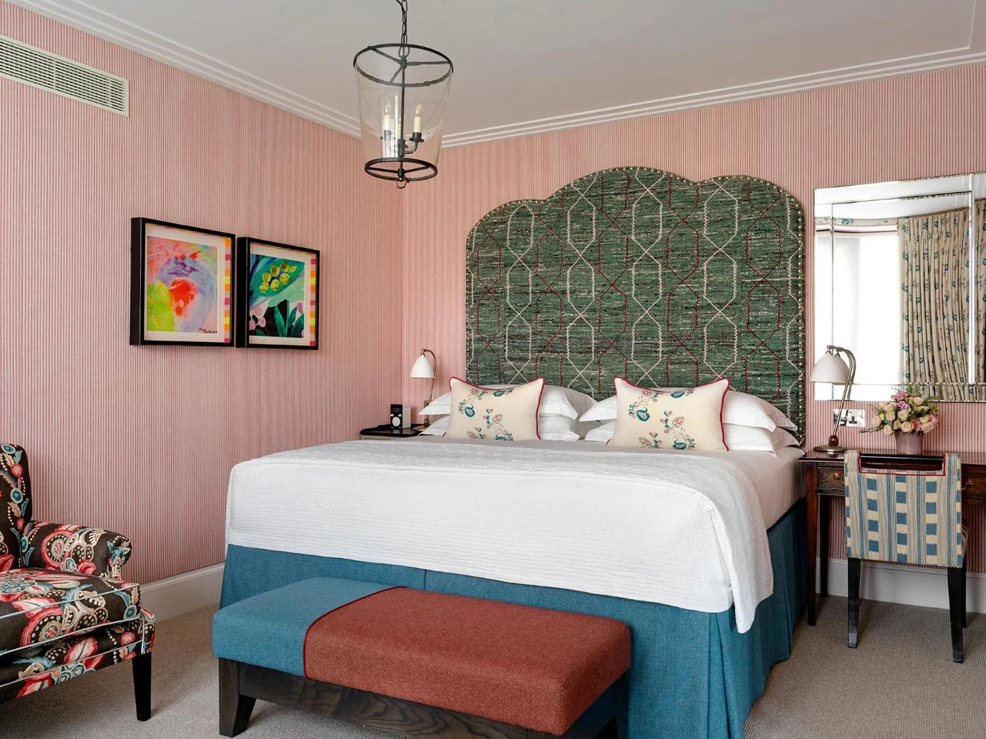 Bed in Ham Yard Hotel, Firmdale Hotels