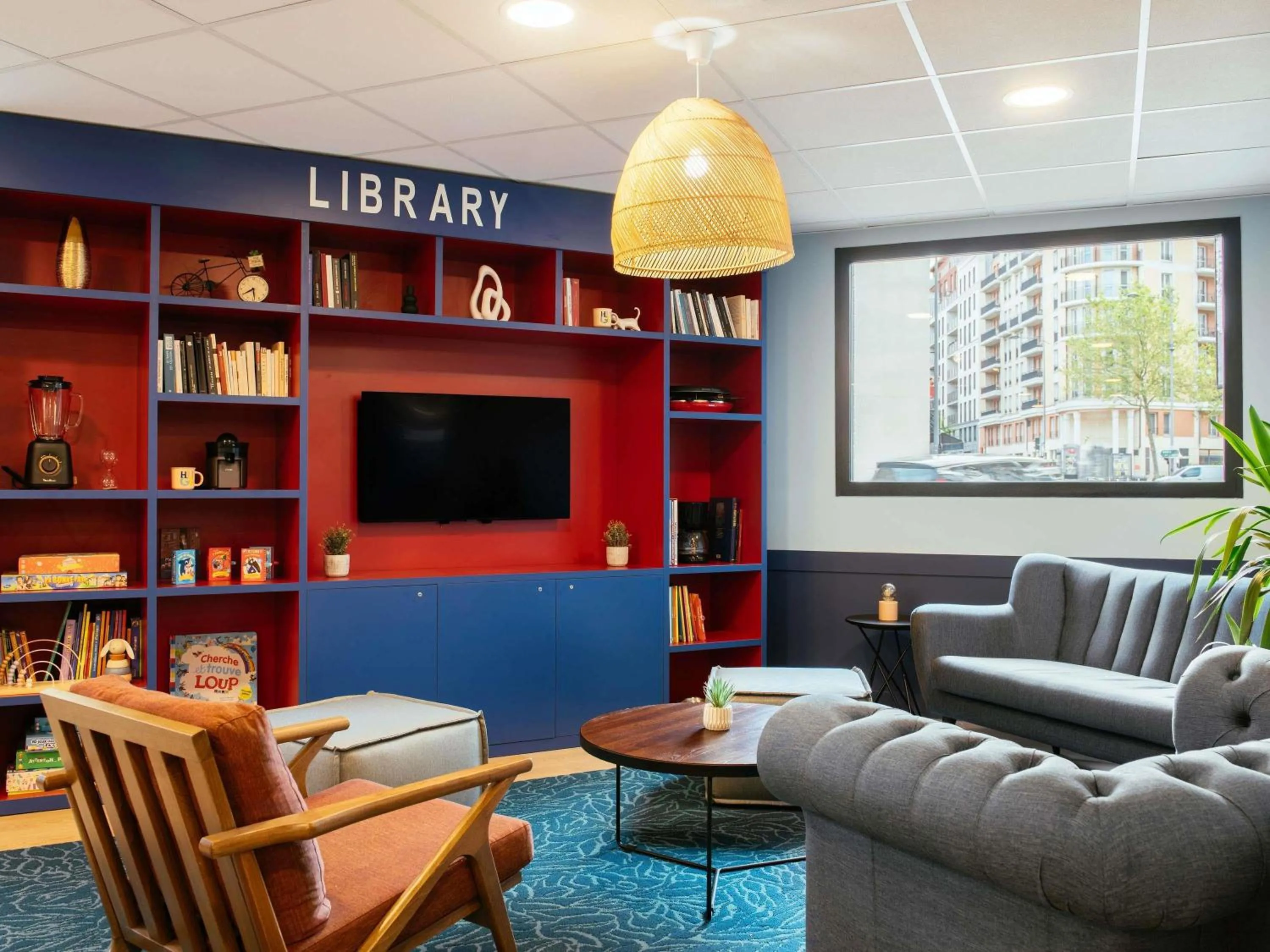 Property building in Aparthotel Adagio Paris Malakoff Chatillon