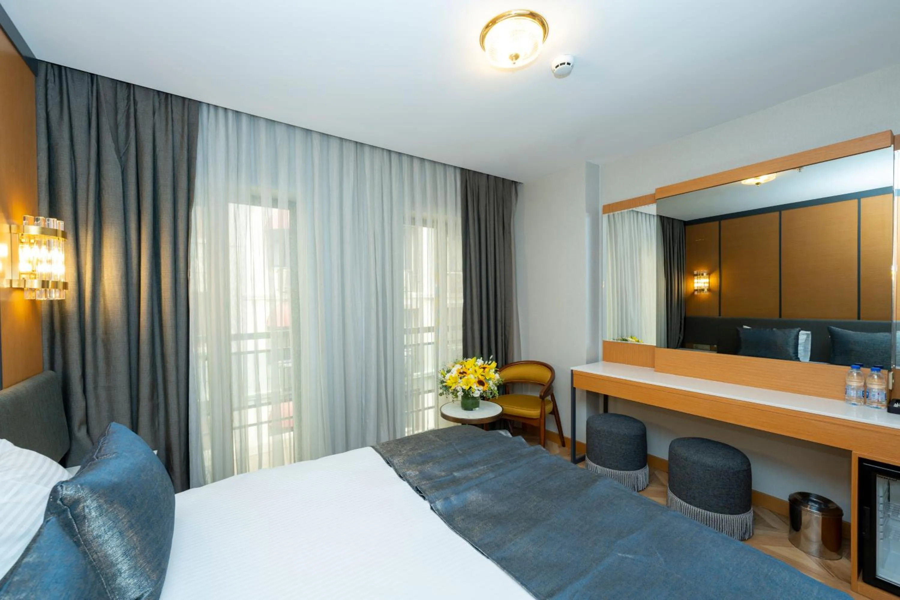 Photo of the whole room, Bed in Freya Hotel