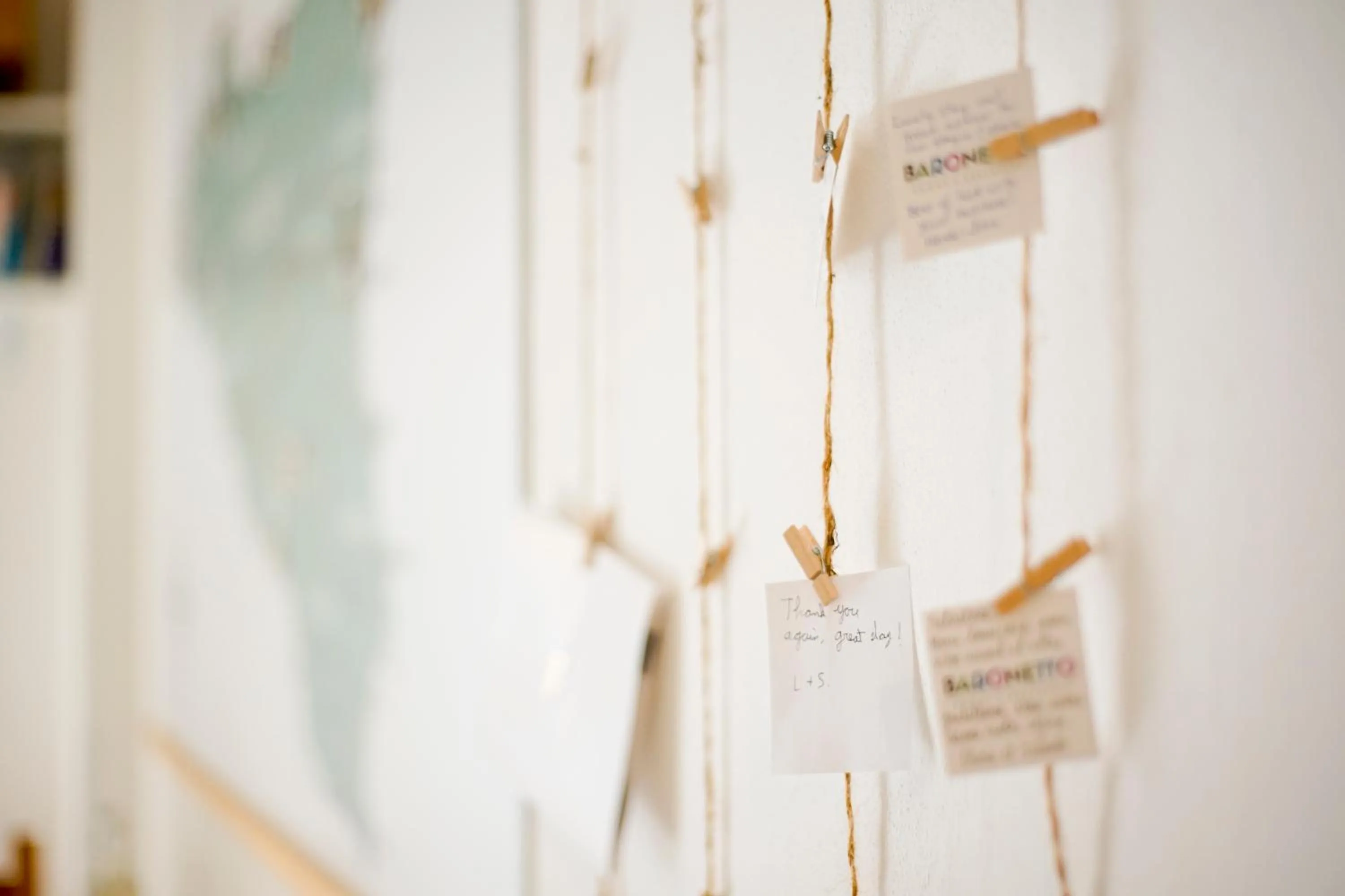 Text overlay in Baronetto B&B