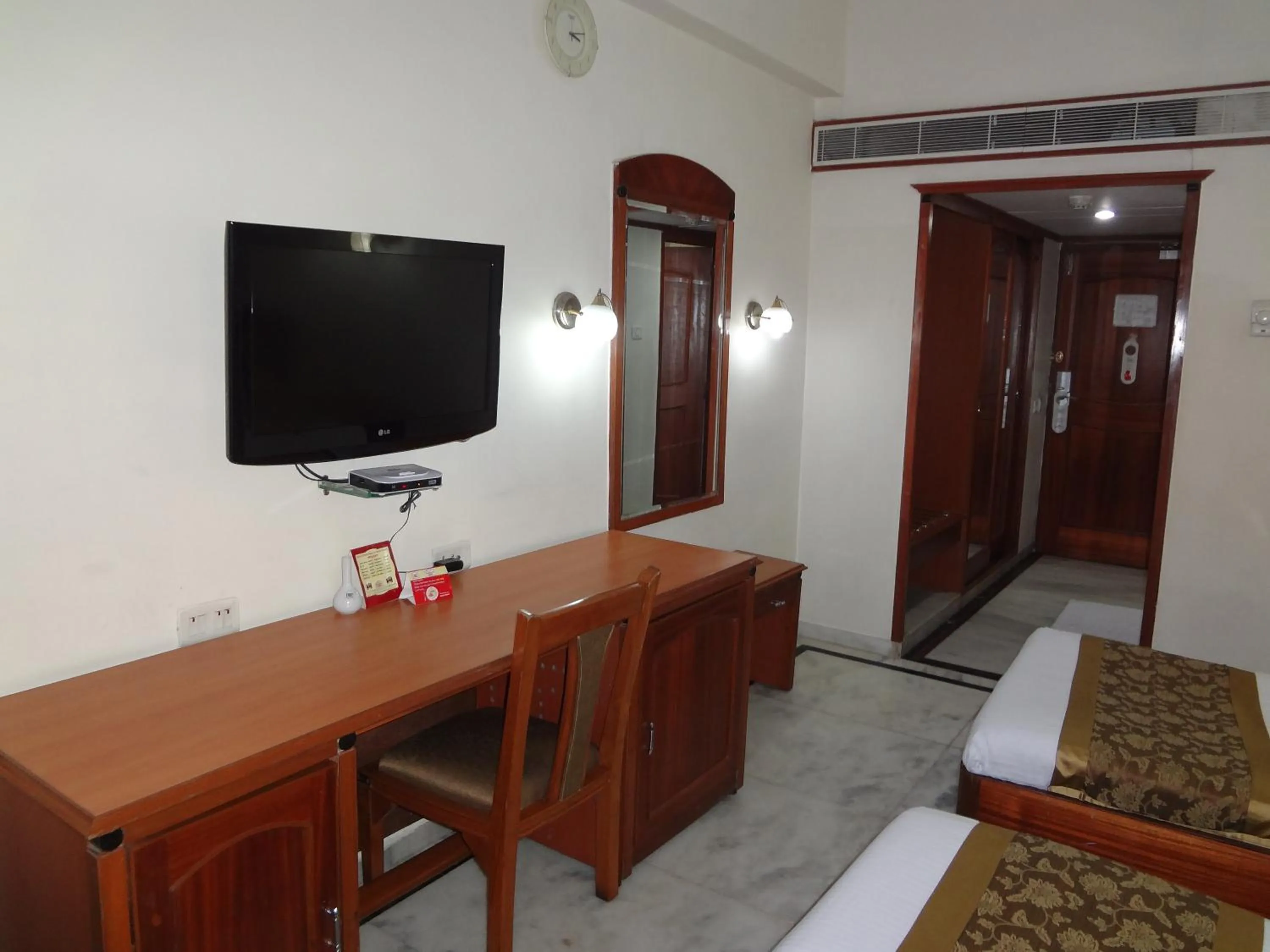 TV and multimedia in Daspalla Executive Court