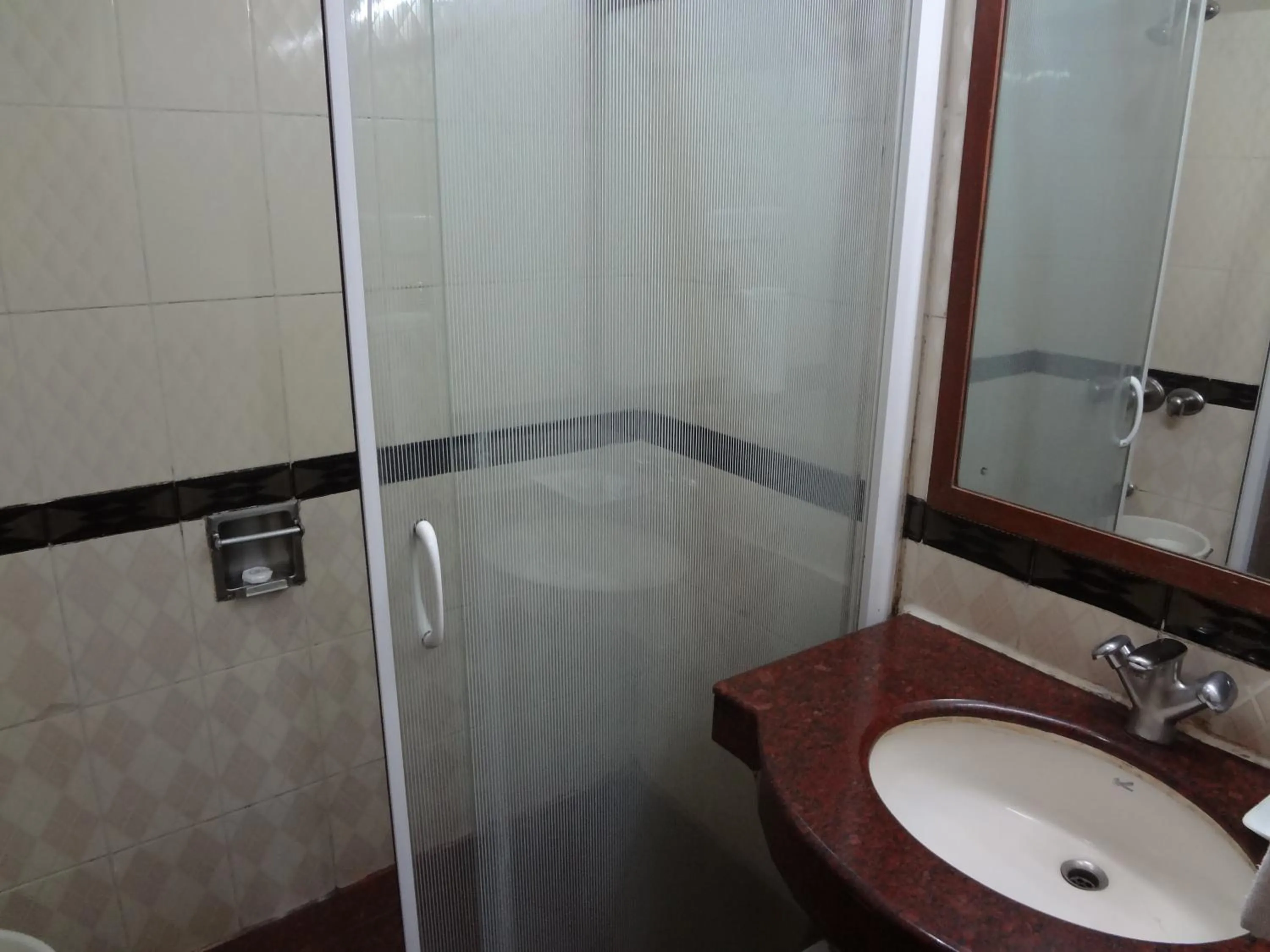 Bathroom in Daspalla Executive Court