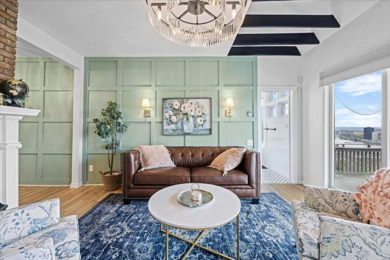 Stunning views from stylish 3-bedroom home