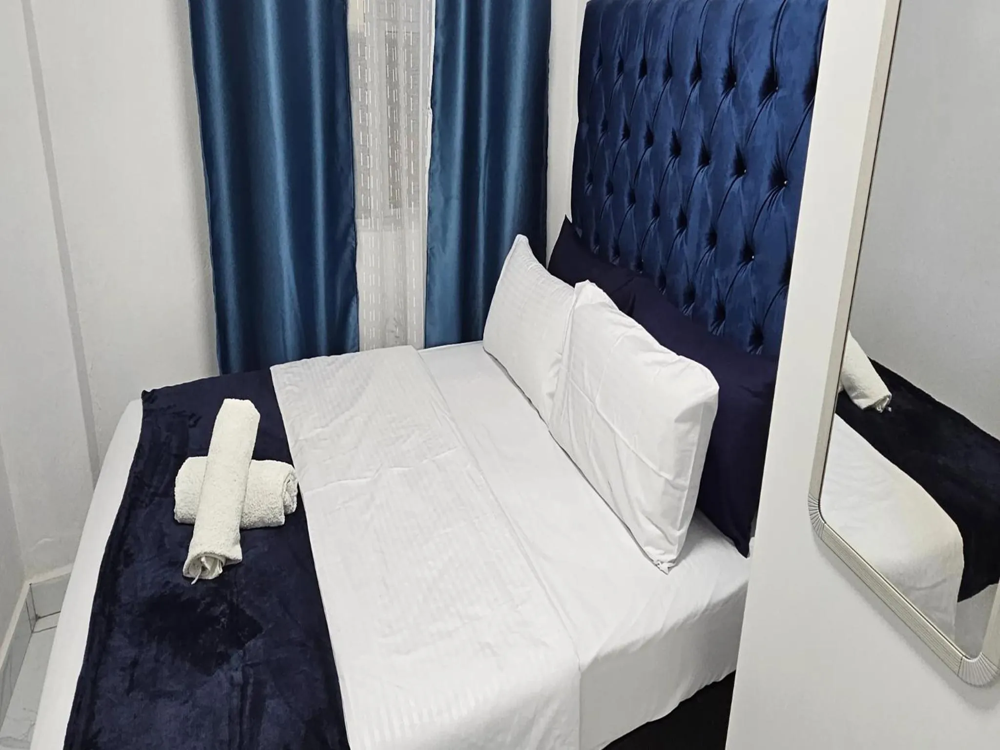 Bed in Goshen Lodge Spencer