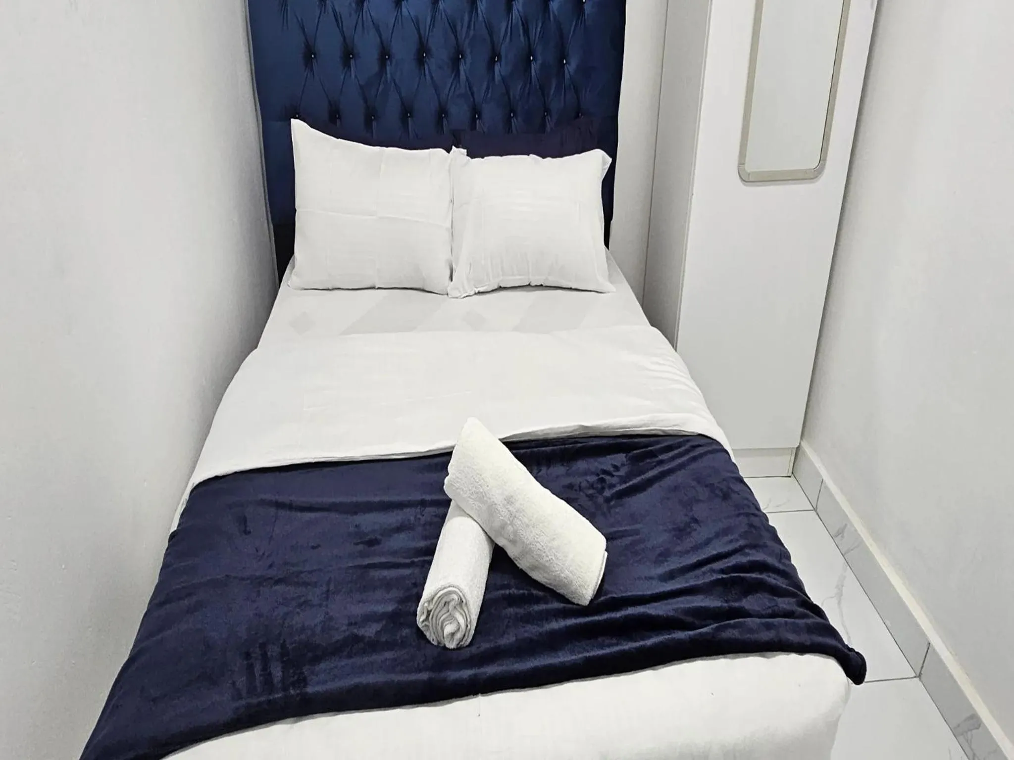 Bed in Goshen Lodge Spencer