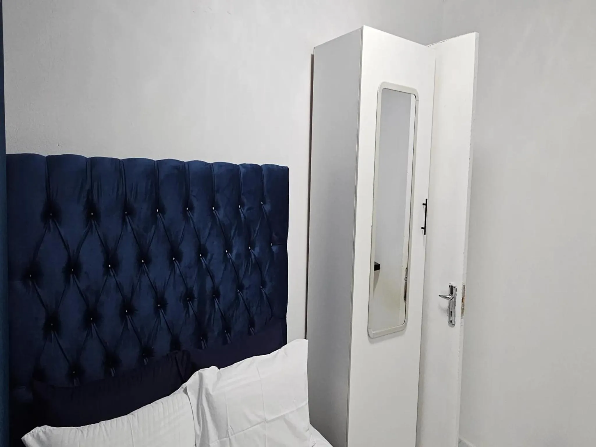 Bed in Goshen Lodge Spencer