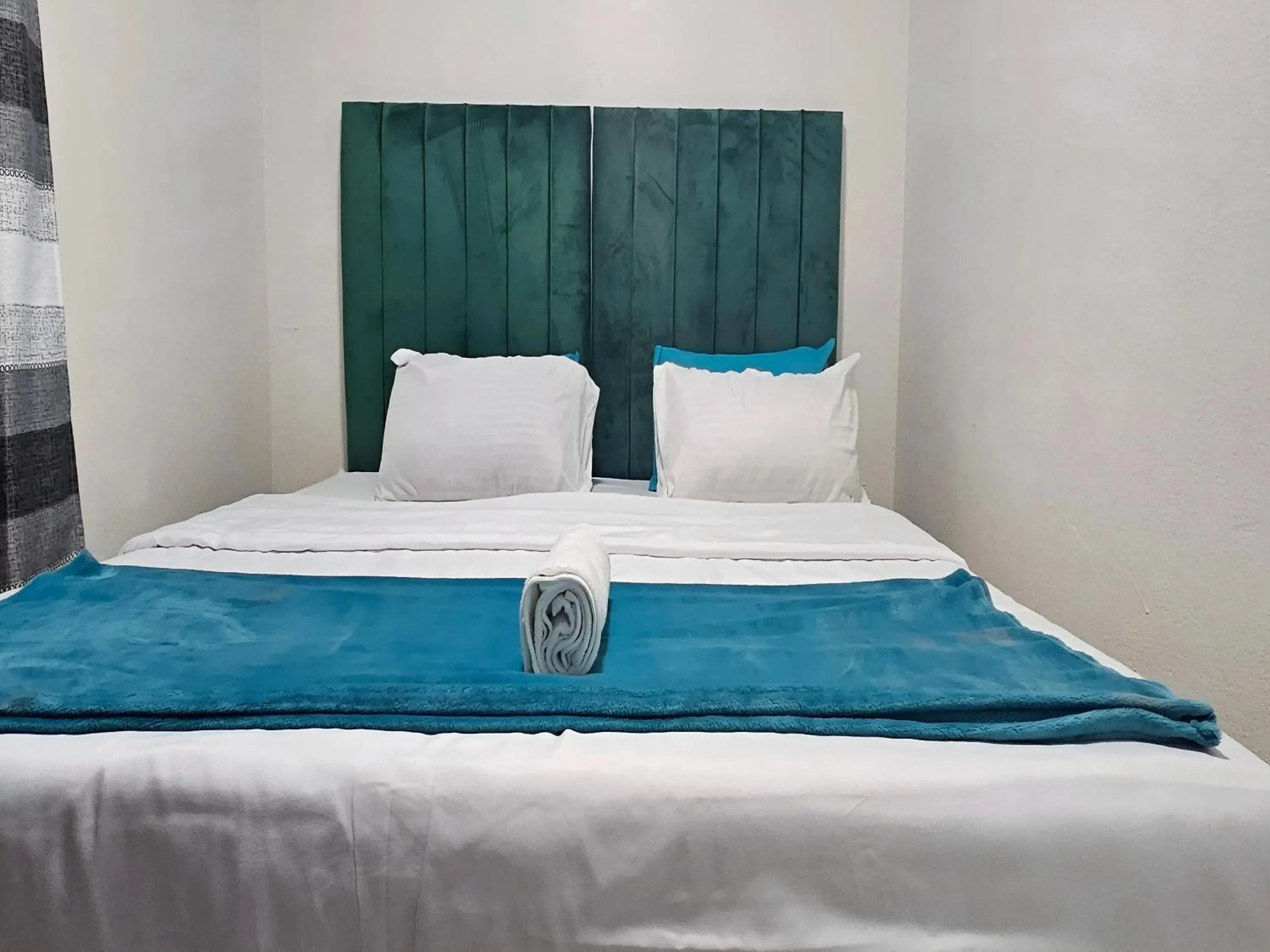 Bed in Goshen Lodge Spencer