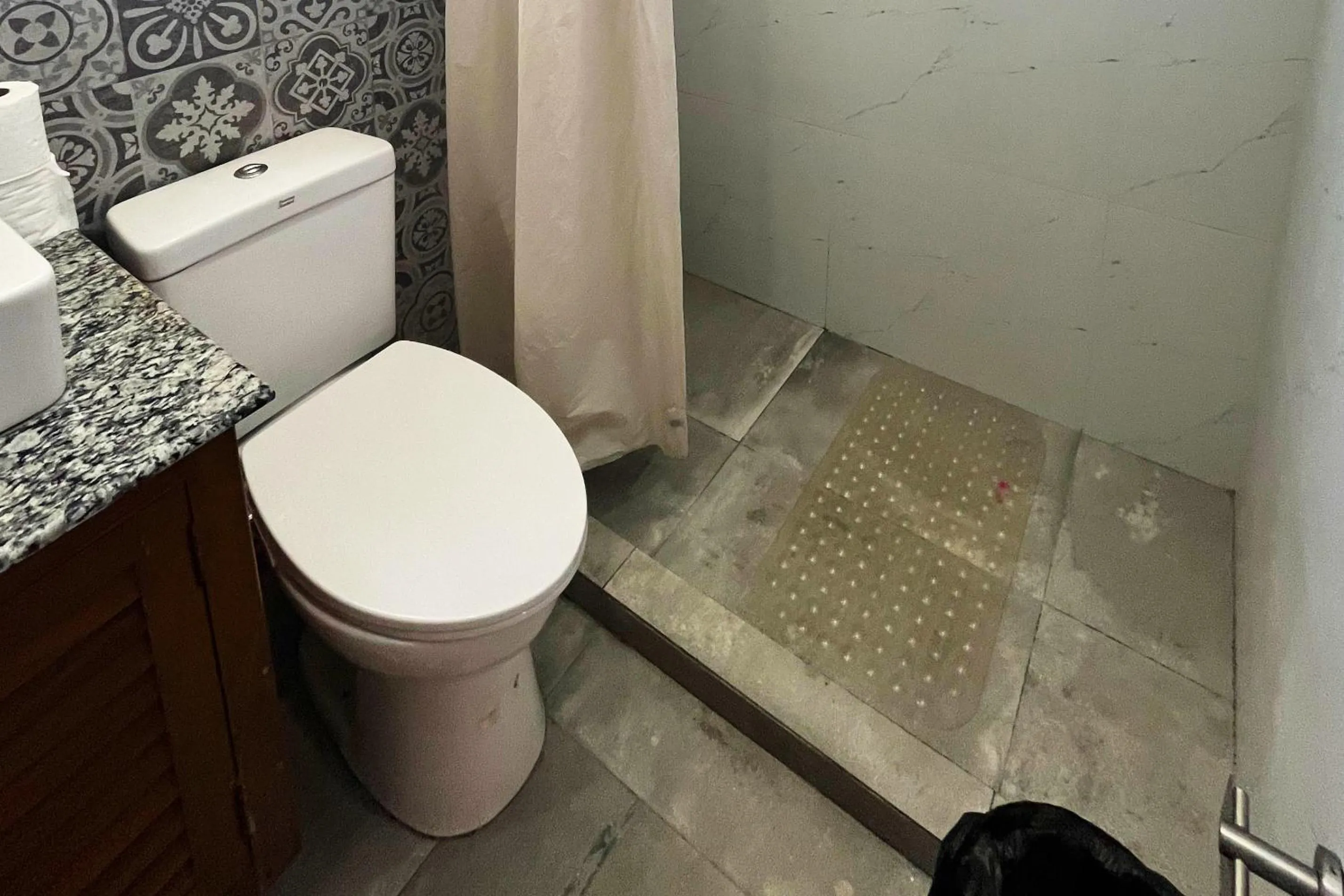 Toilet in Torres Farm Resort powered by Cocotel