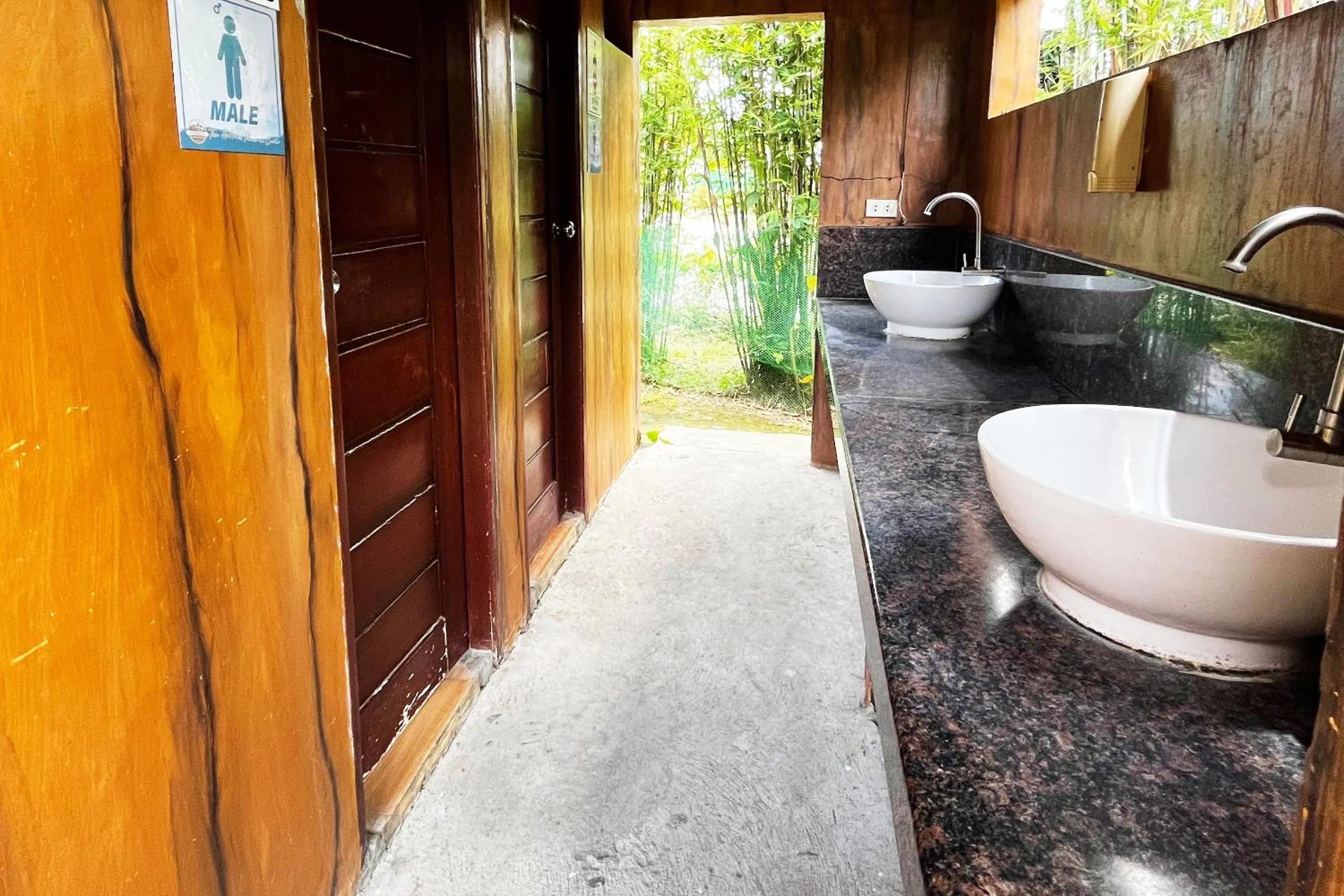 Toilet in Torres Farm Resort powered by Cocotel