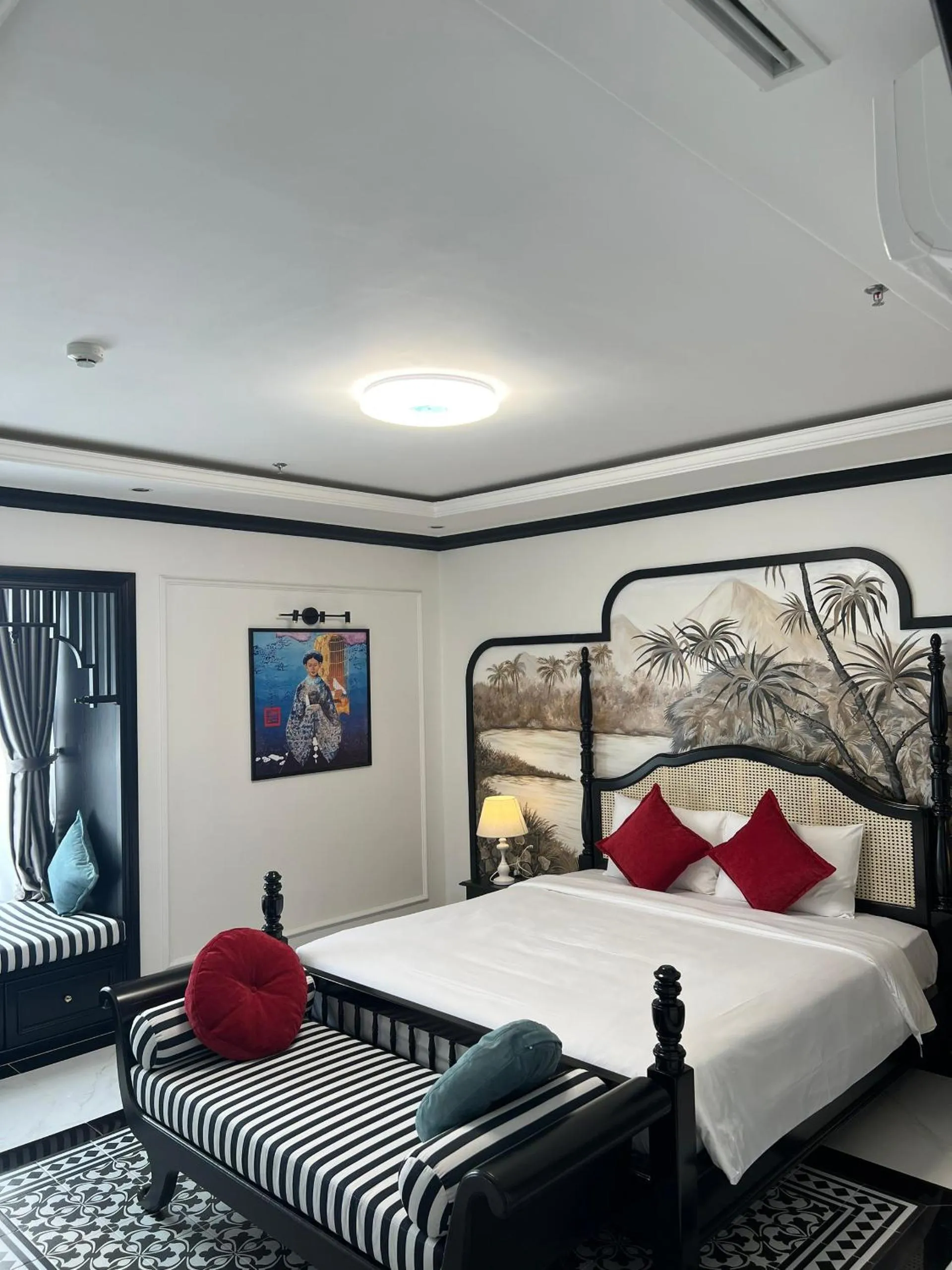 Bed in Mercy Emerald Hotel