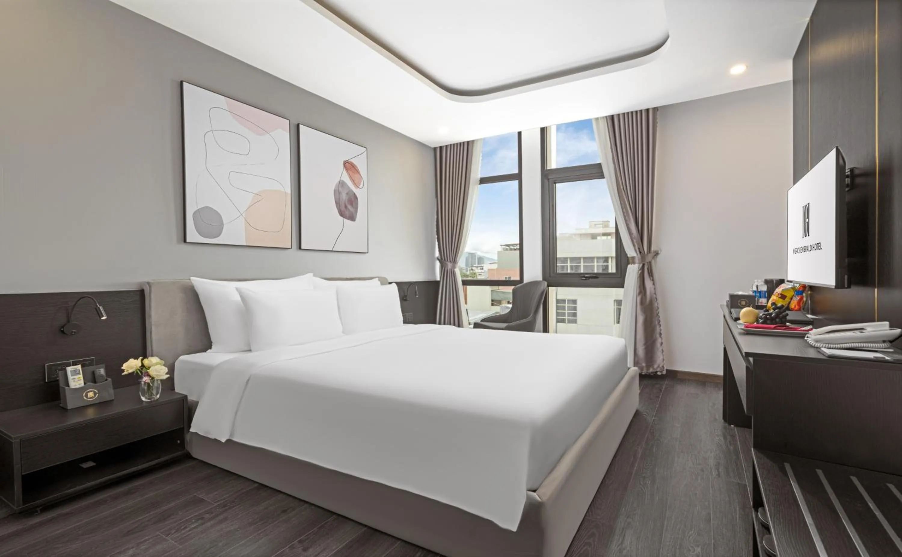 Bed in Mercy Emerald Hotel