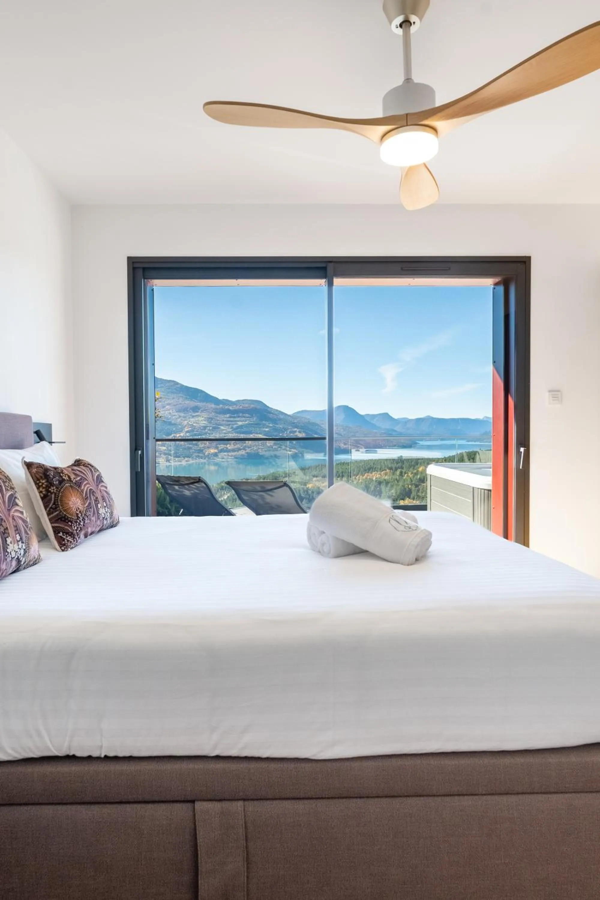 Bedroom, Bed in Les Restanques du lac