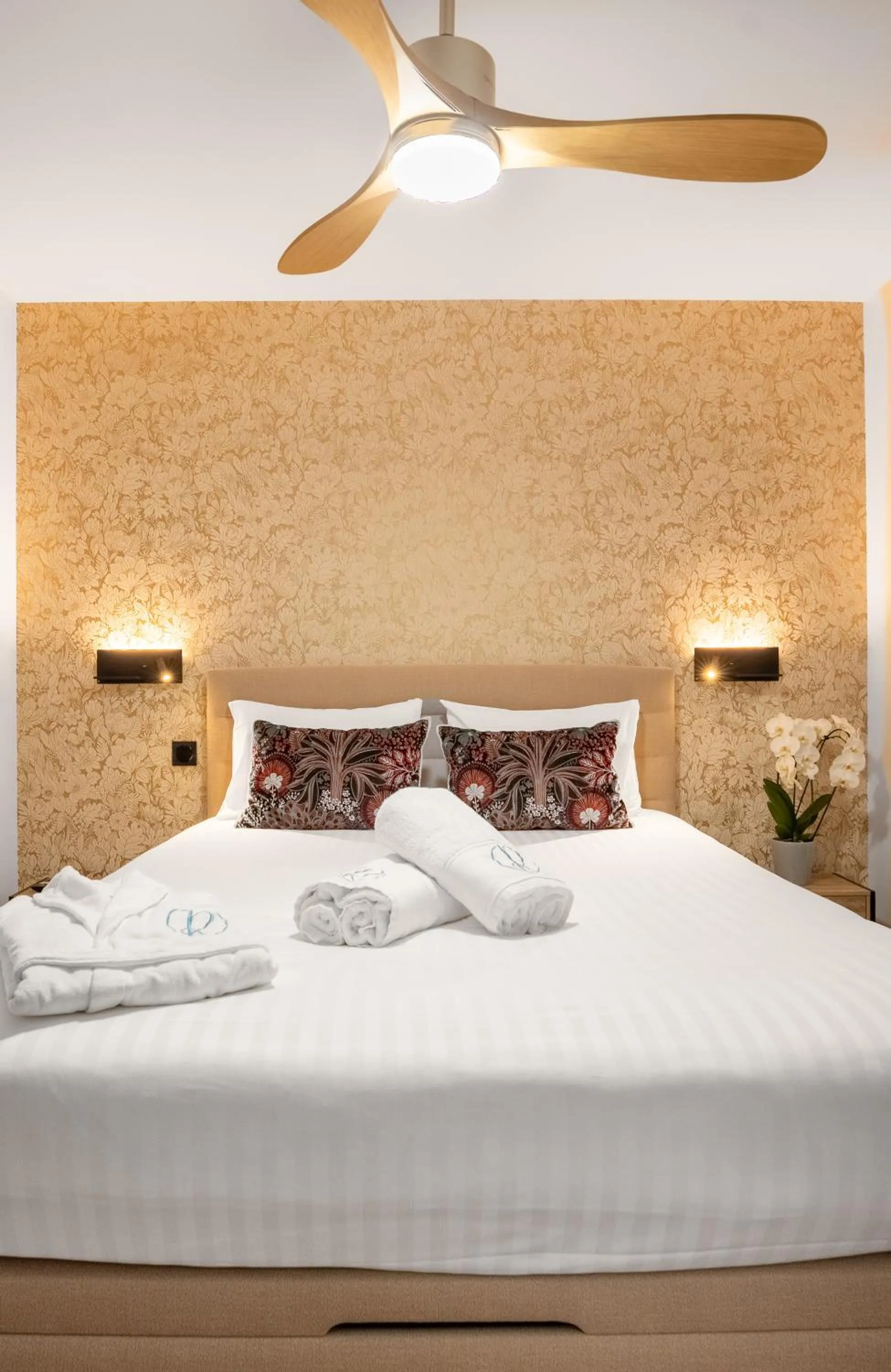 Bedroom, Bed in Les Restanques du lac