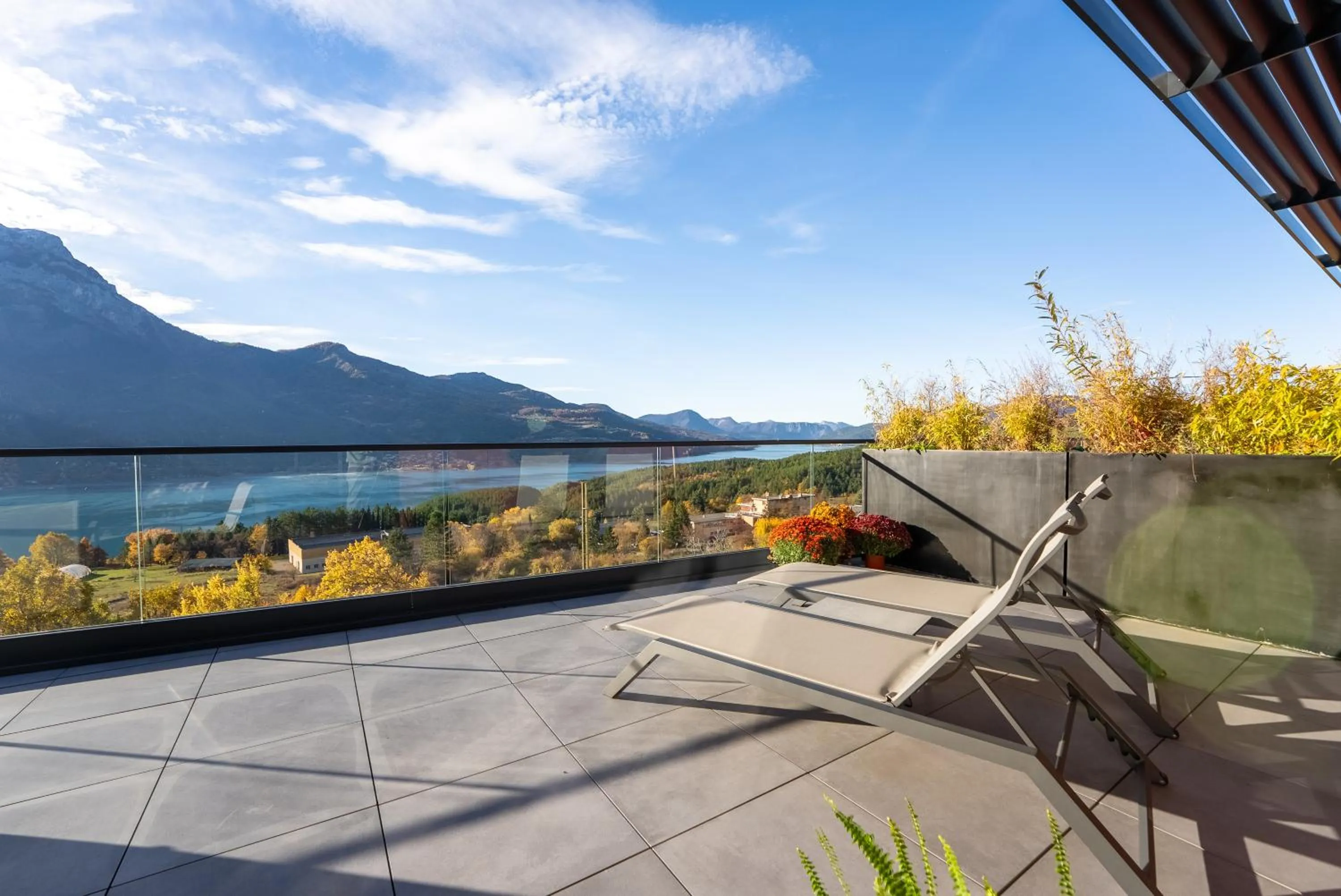 Patio in Les Restanques du lac