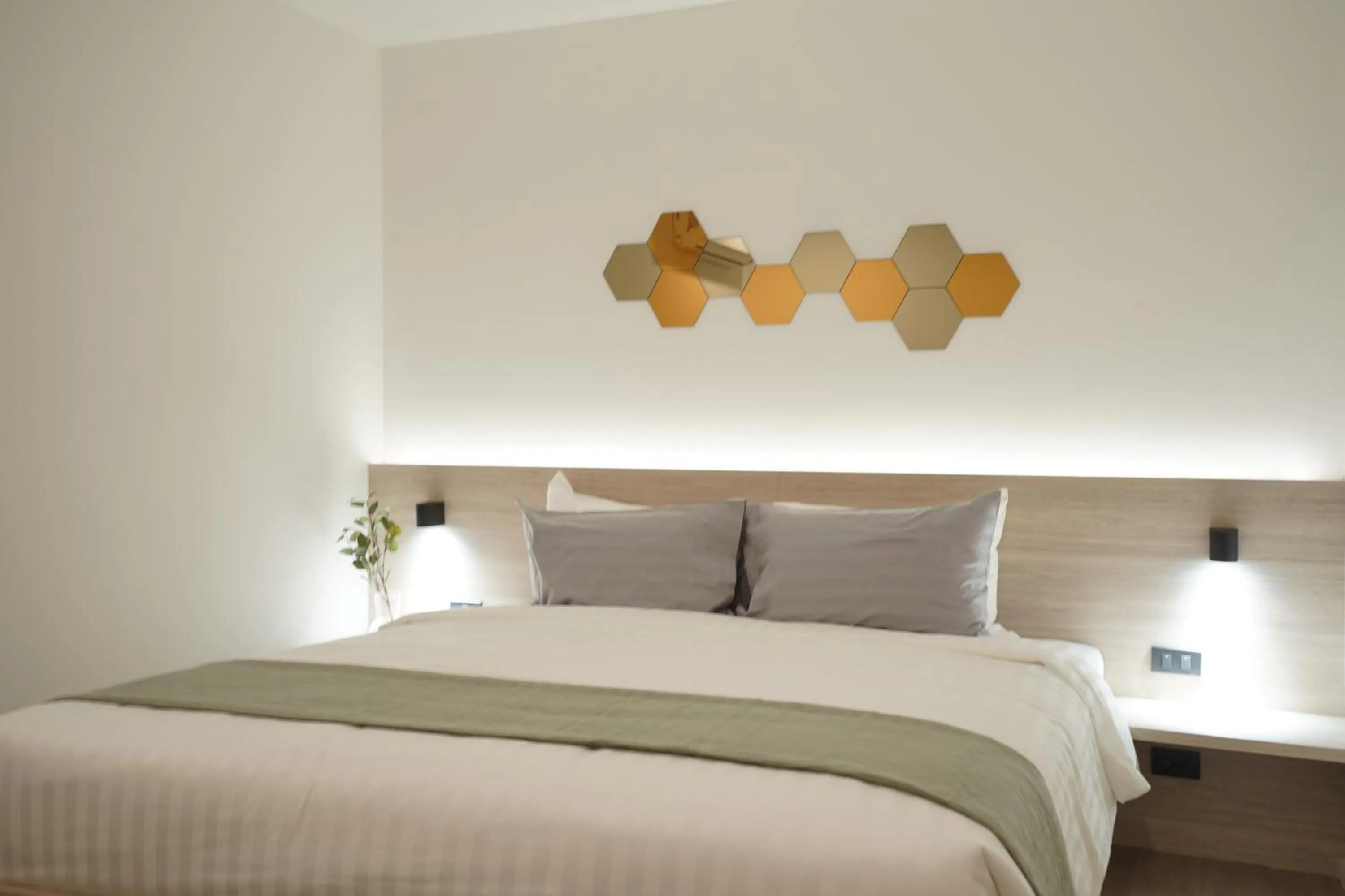 Bed in E11 Hotel - BTS Punnawithi