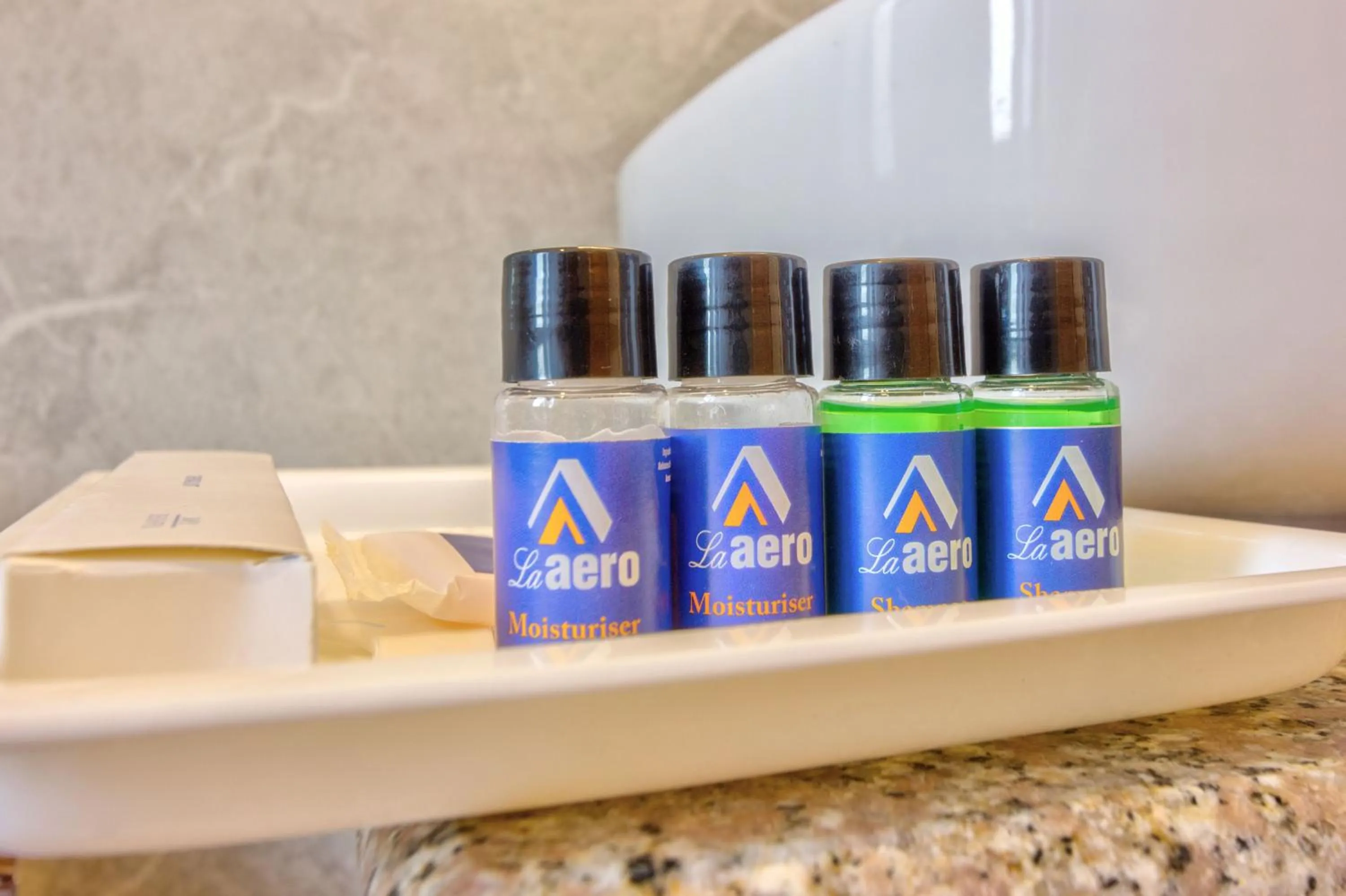 Bathroom in La Aero Resort Home in Snow Mountains
