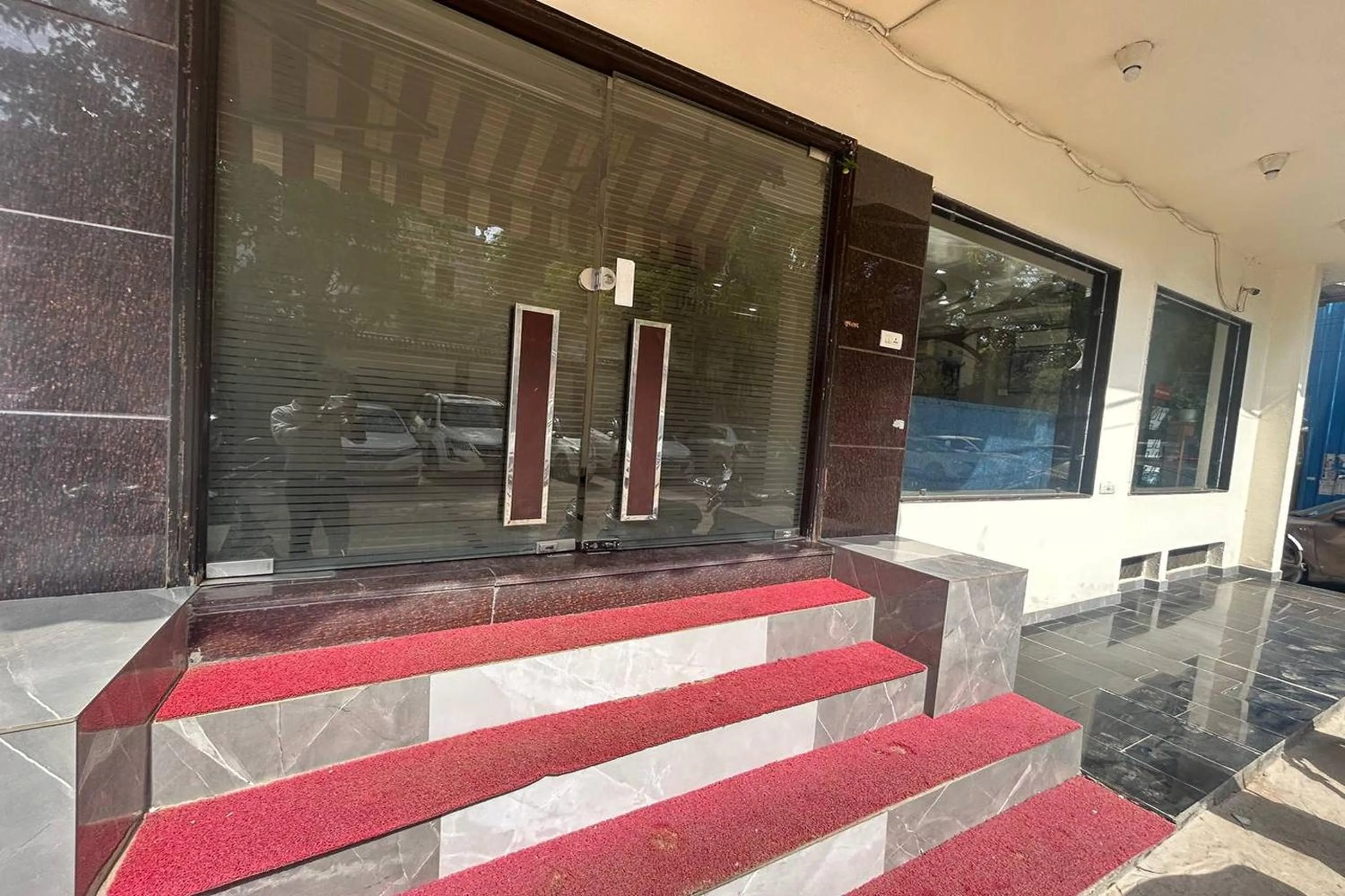 Facade/entrance in HOTEL SINGH CONTINETAL