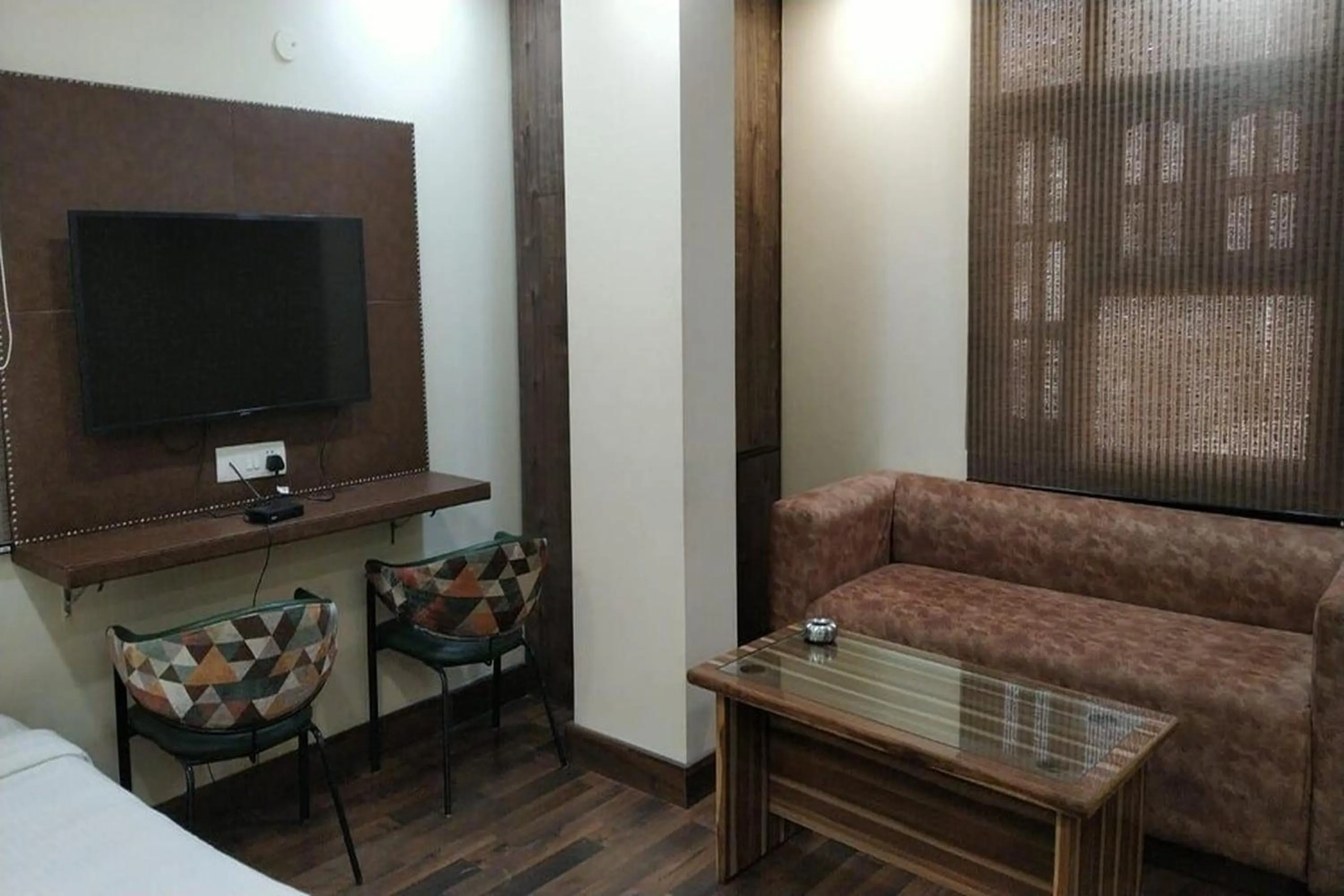 TV and multimedia, Bed in HOTEL SINGH CONTINETAL