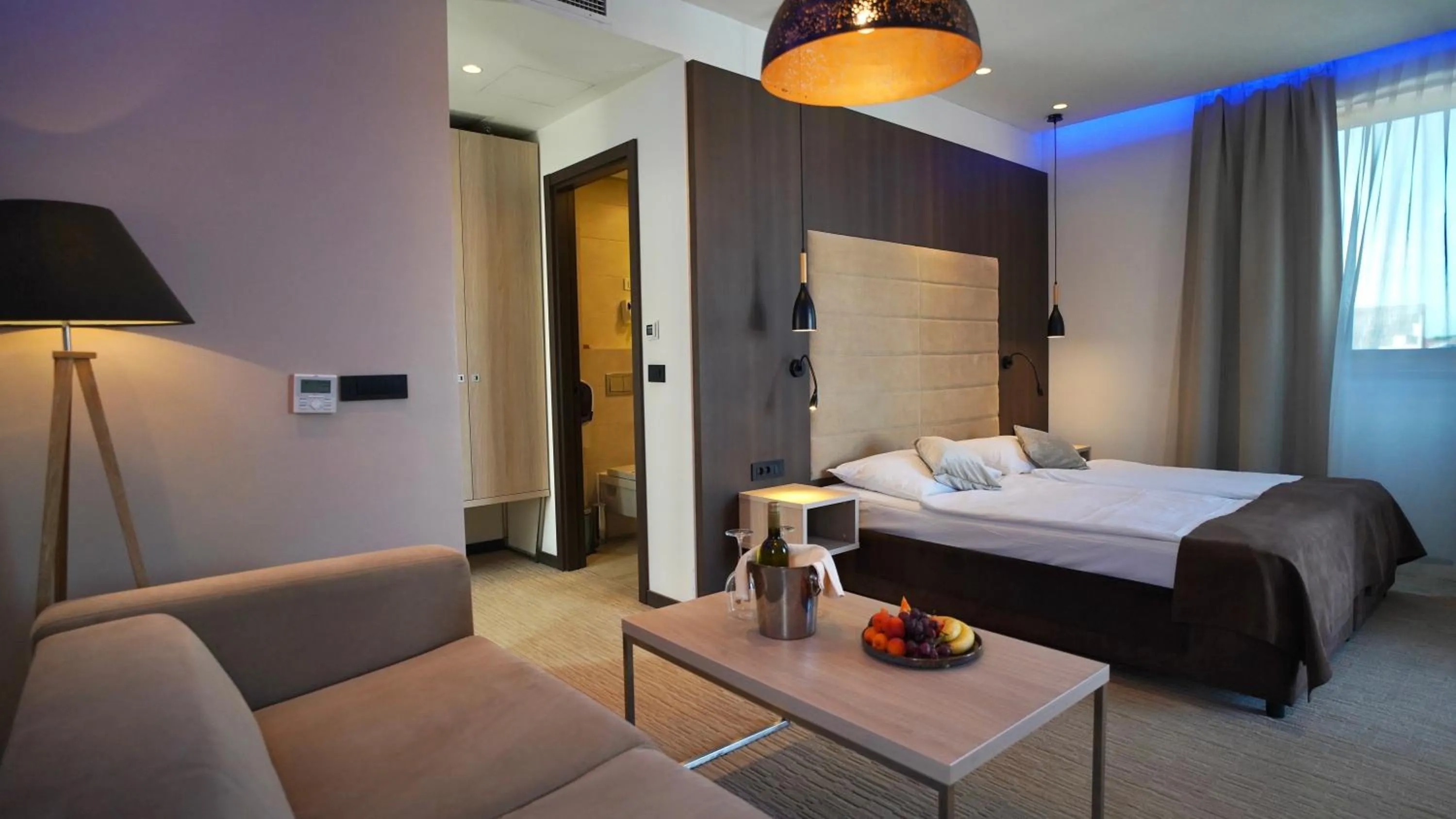 Photo of the whole room, Bed in Hotel Gallus