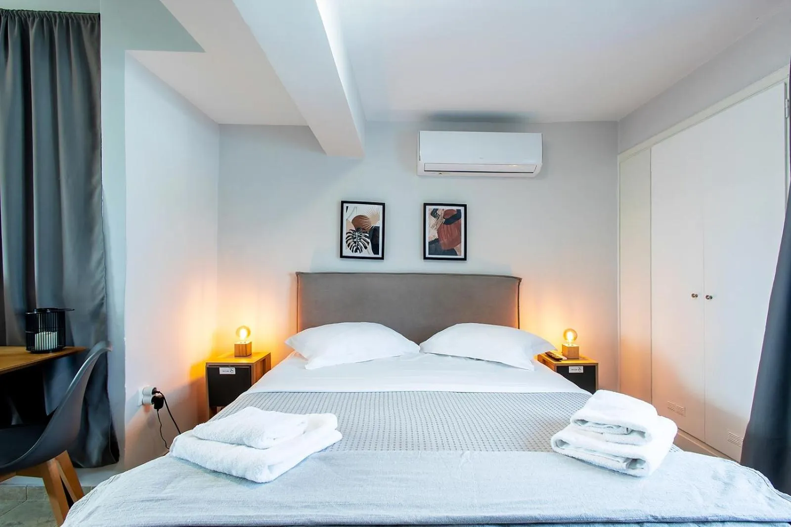 Bed in Aris123 by Smart Cozy Suites - Apartments in the heart of Athens - 5 minutes from metro - Available 24hr