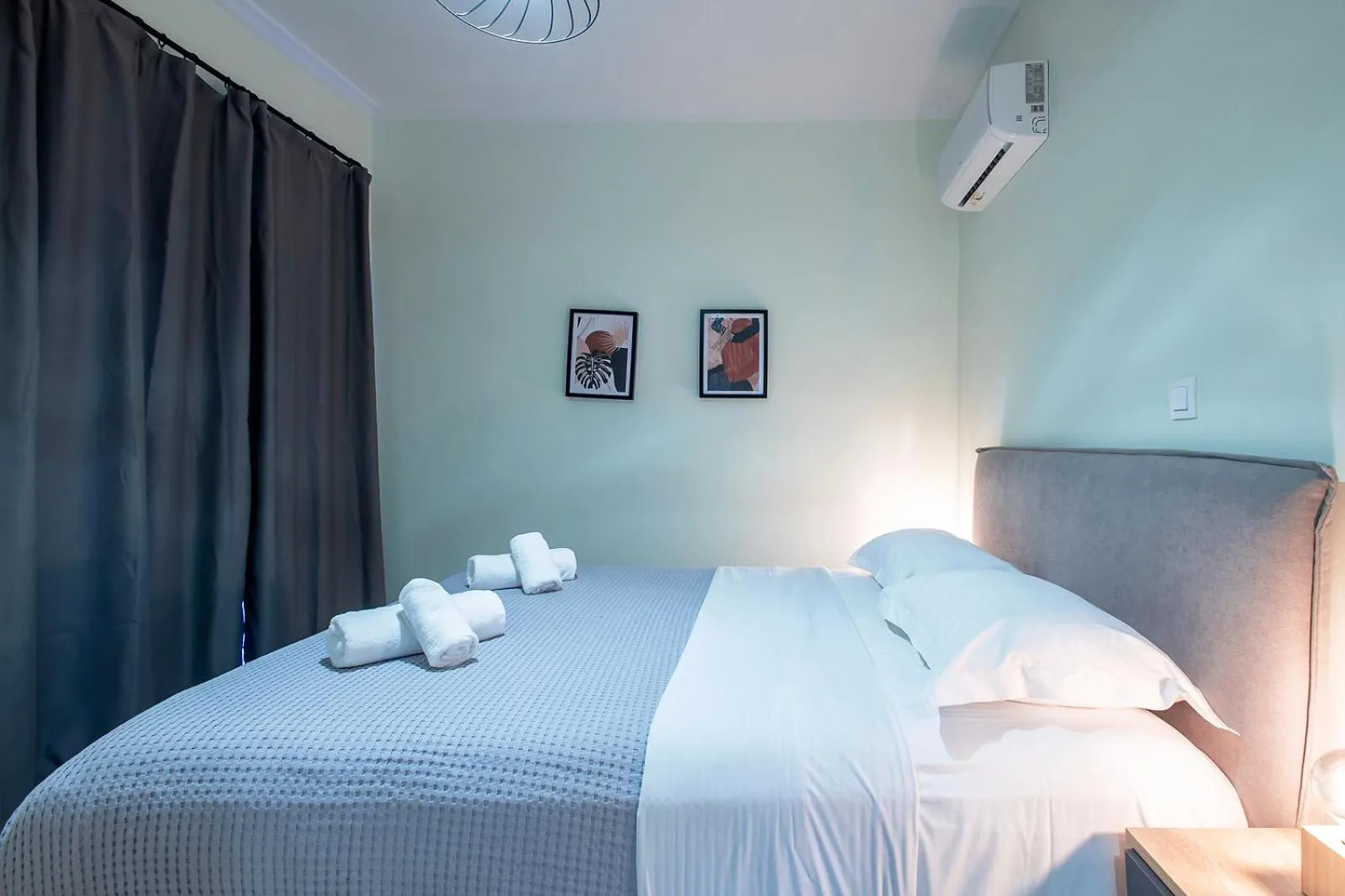 Bed in Aris123 by Smart Cozy Suites - Apartments in the heart of Athens - 5 minutes from metro - Available 24hr