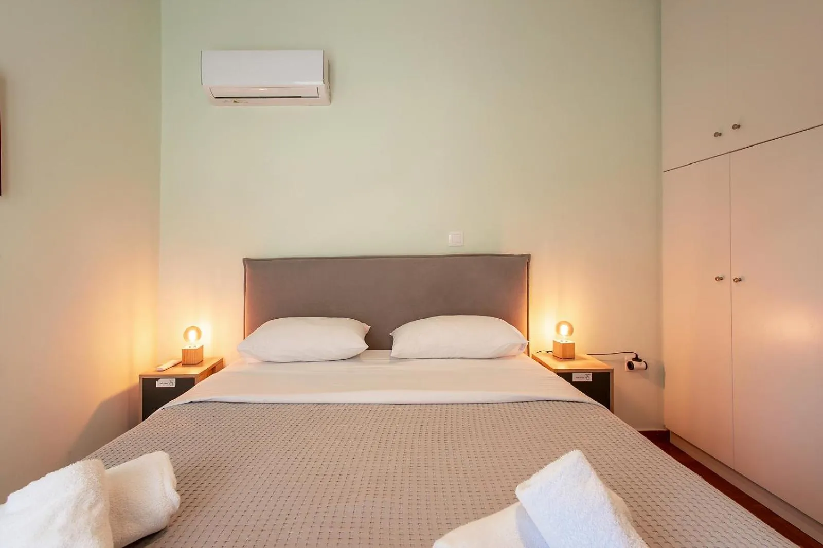 Bed in Aris123 by Smart Cozy Suites - Apartments in the heart of Athens - 5 minutes from metro - Available 24hr
