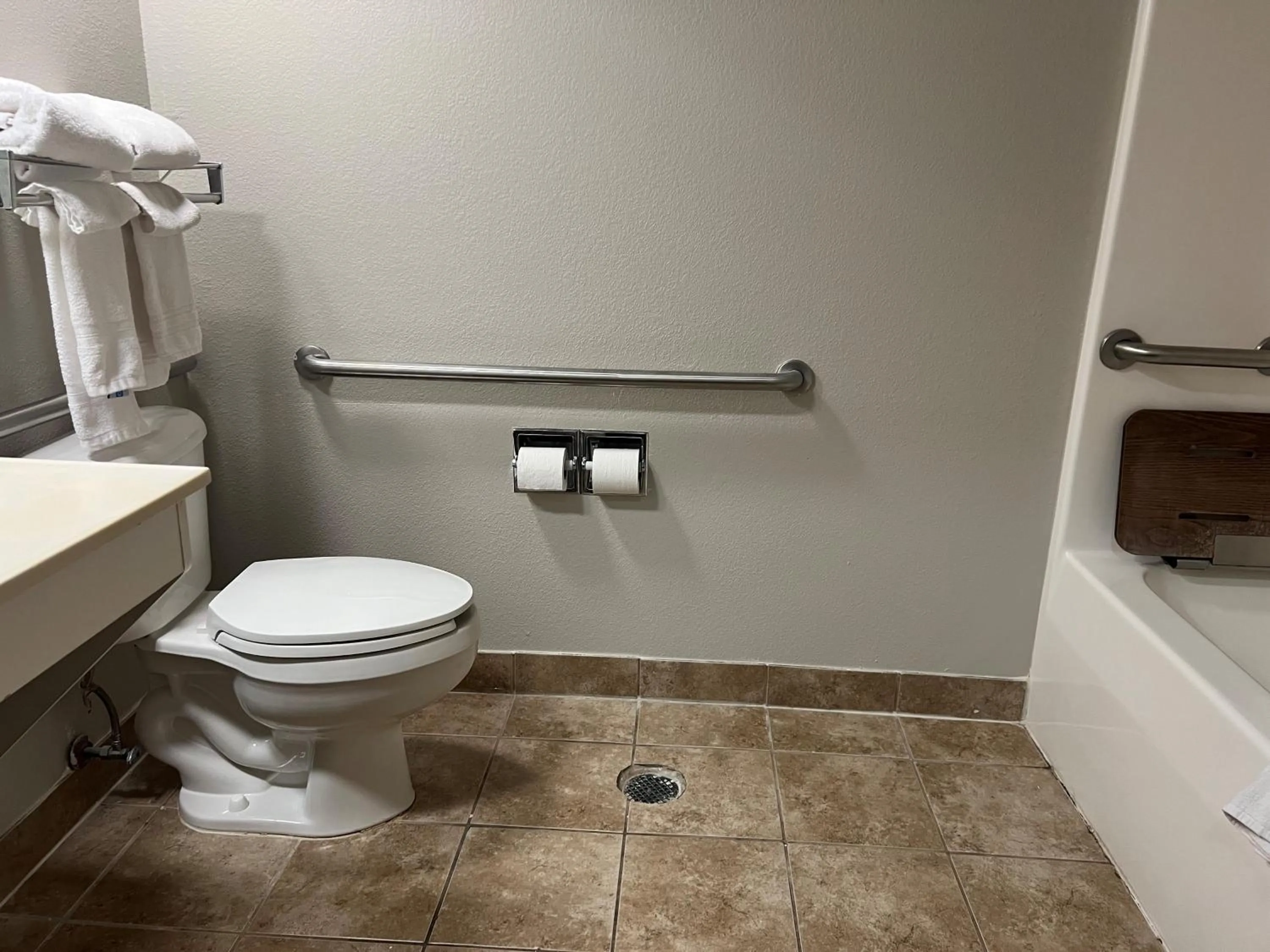 Bathroom in Days Inn & Suites by Wyndham Hutchinson
