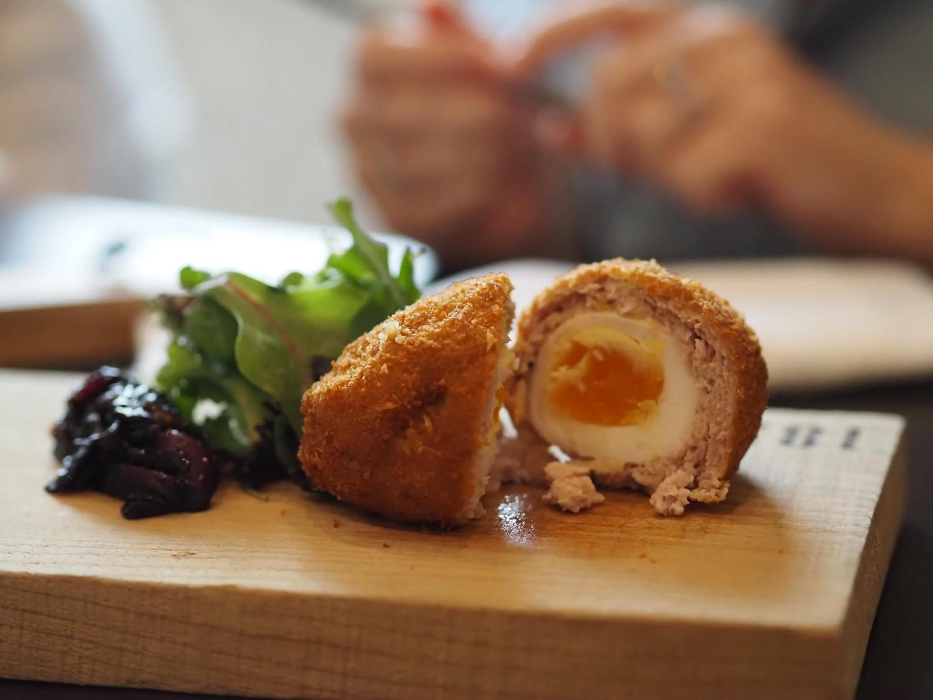 Restaurant/places to eat in Forest Lodge Hotel