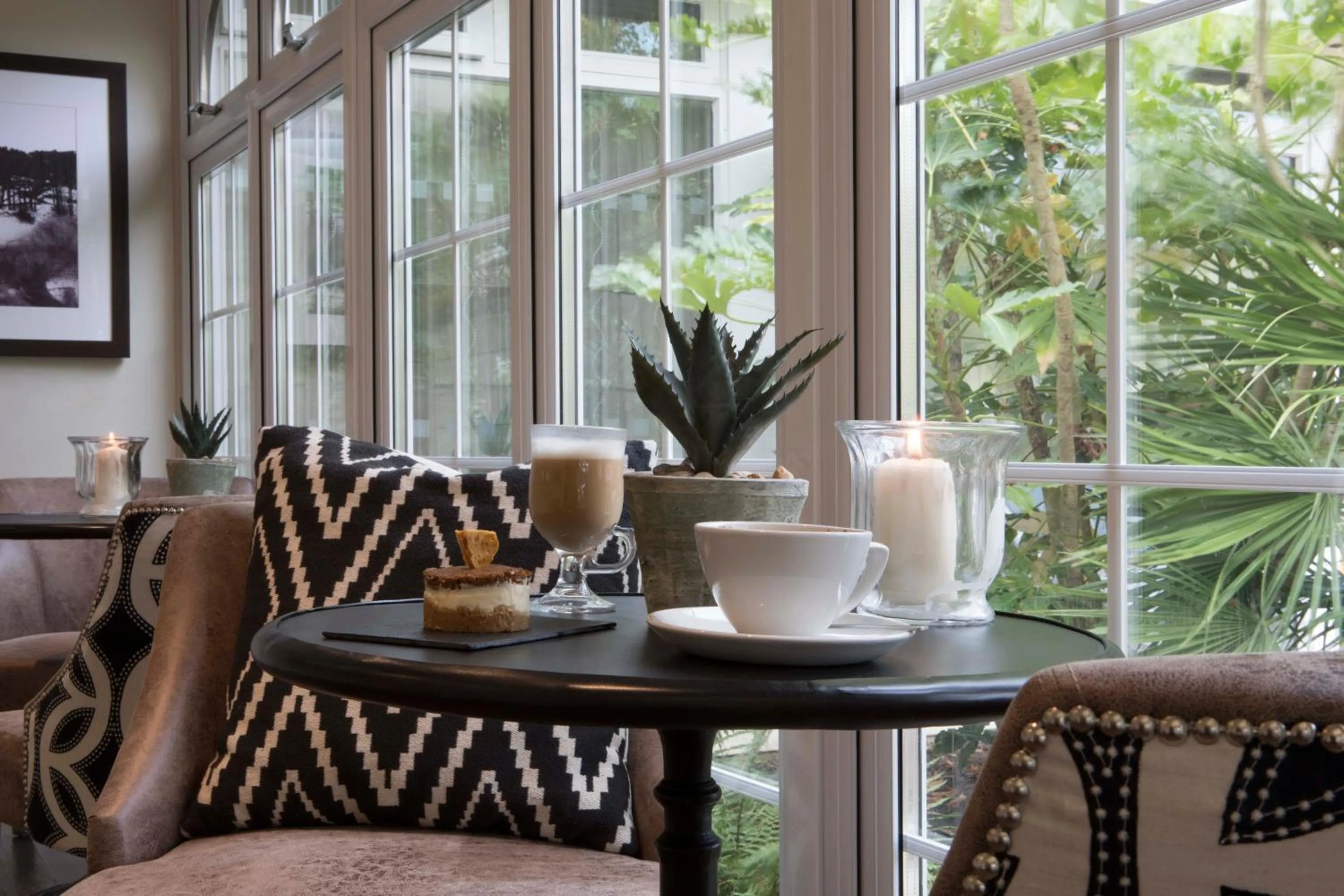 Lobby or reception in Forest Lodge Hotel