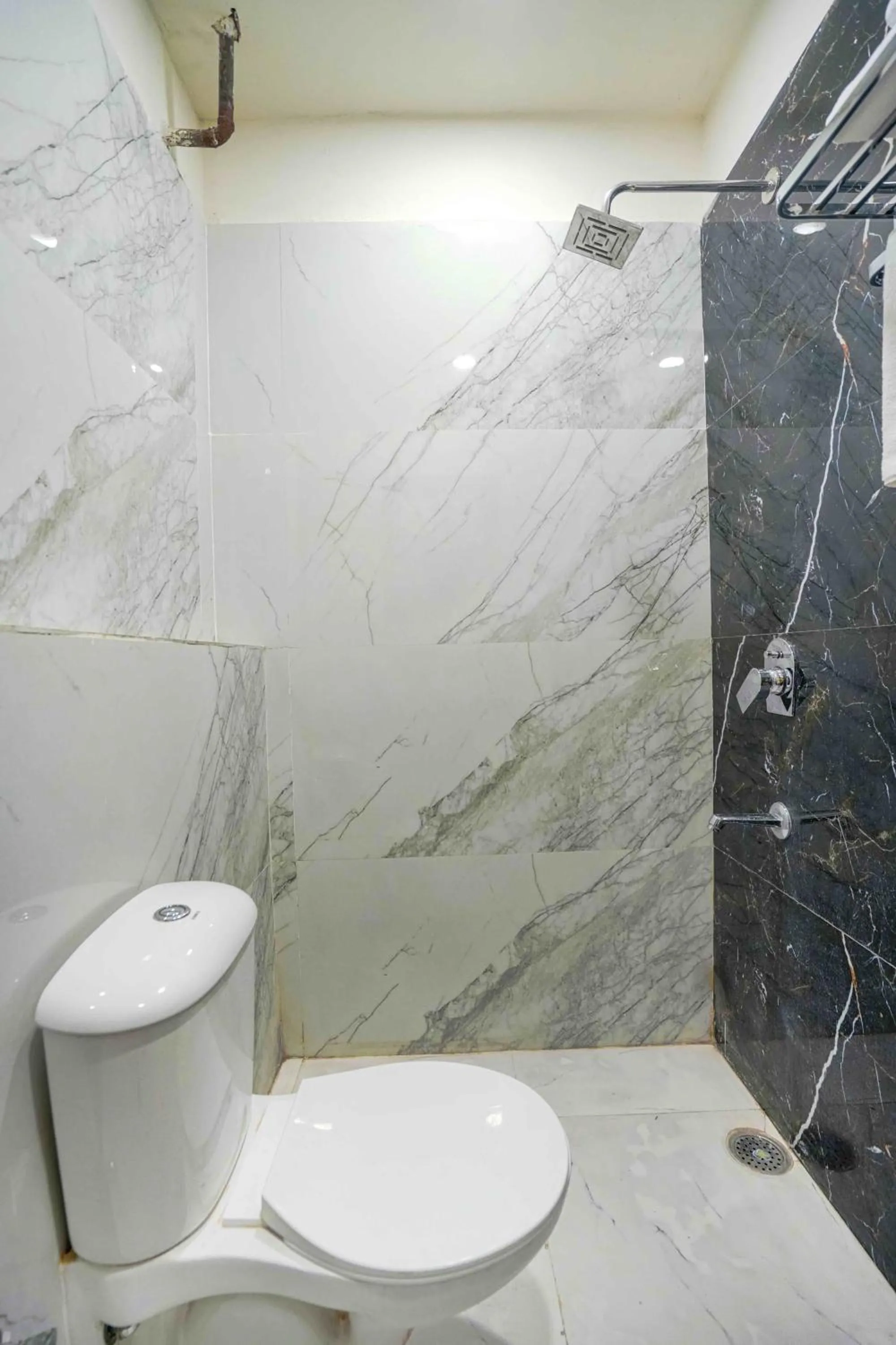 Bathroom in Hotel Paras Chandigarh Zirakpur