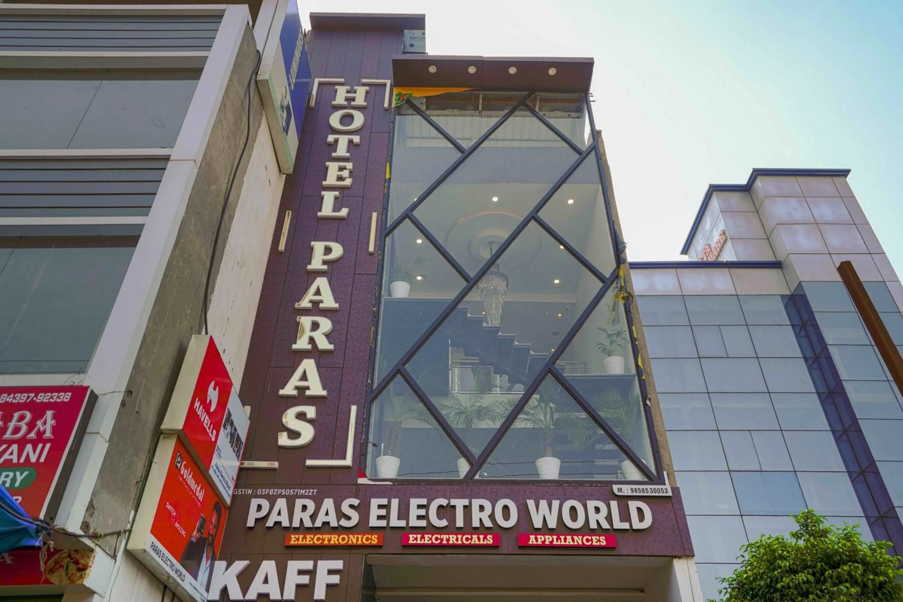 Property building in Hotel Paras Chandigarh Zirakpur