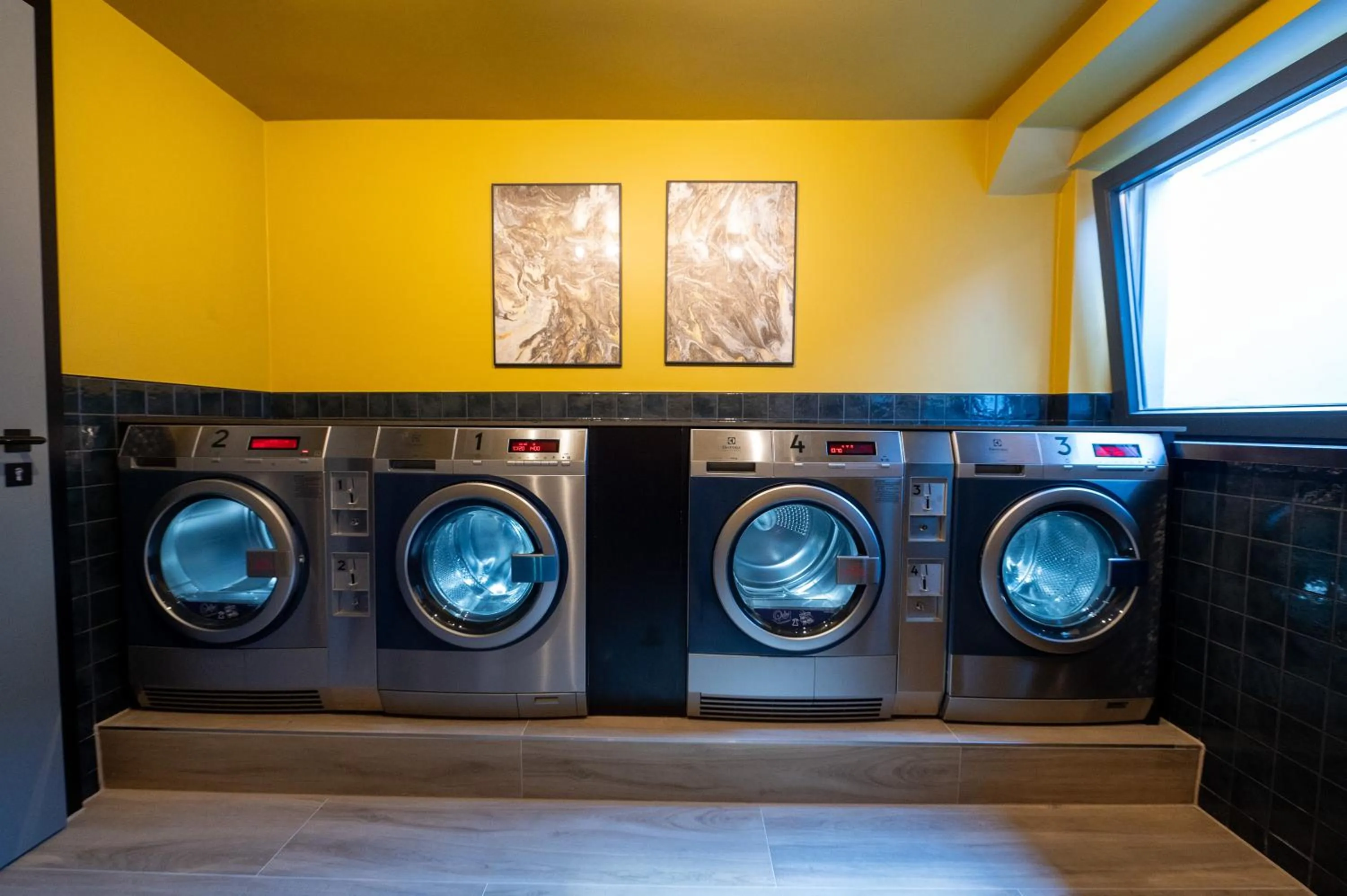 washing machine in V Business Apartments Böblingen