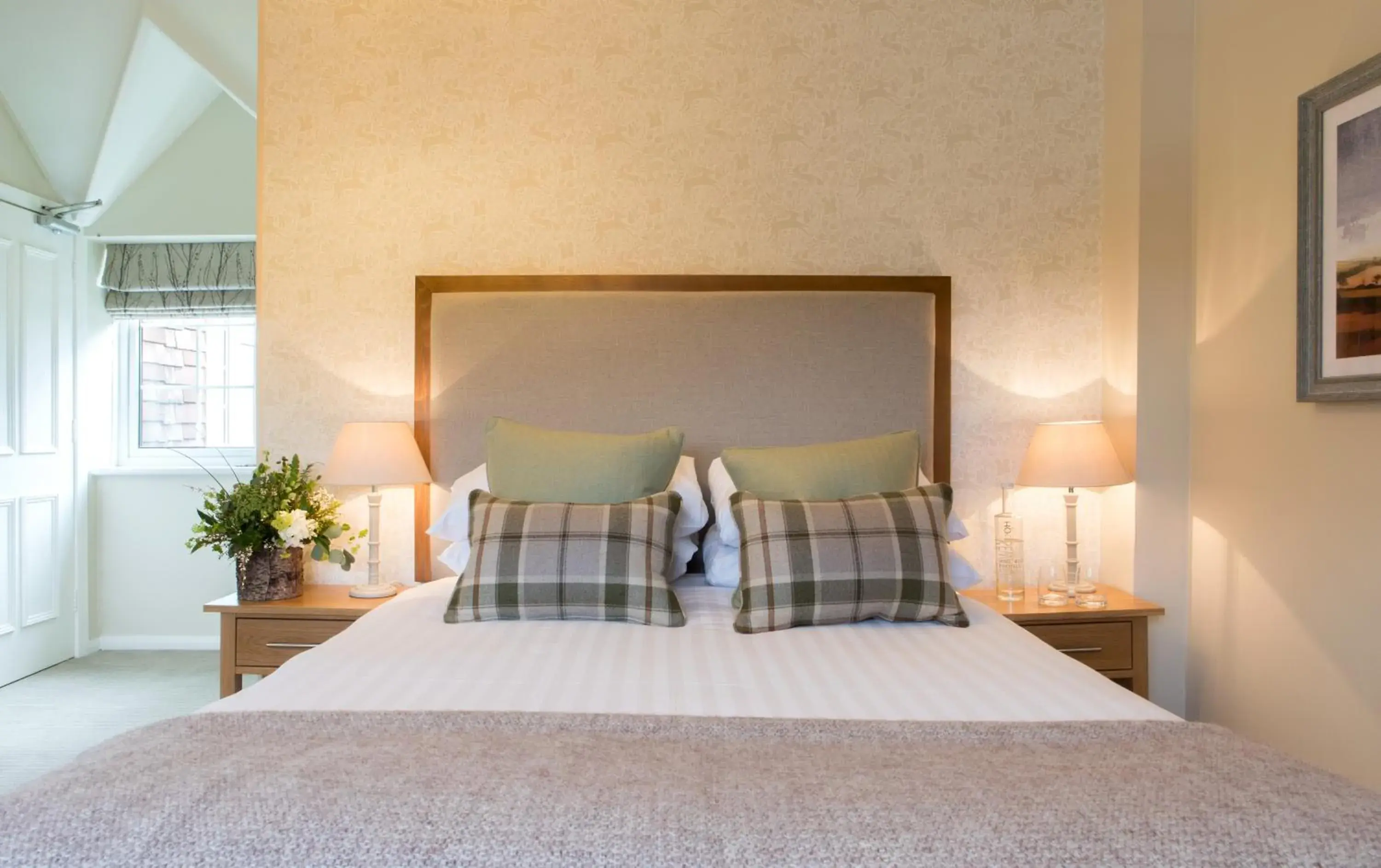 Small Double Room - single occupancy in Beaulieu Hotel Small Double Room - single occupancy in Beaulieu Hotel