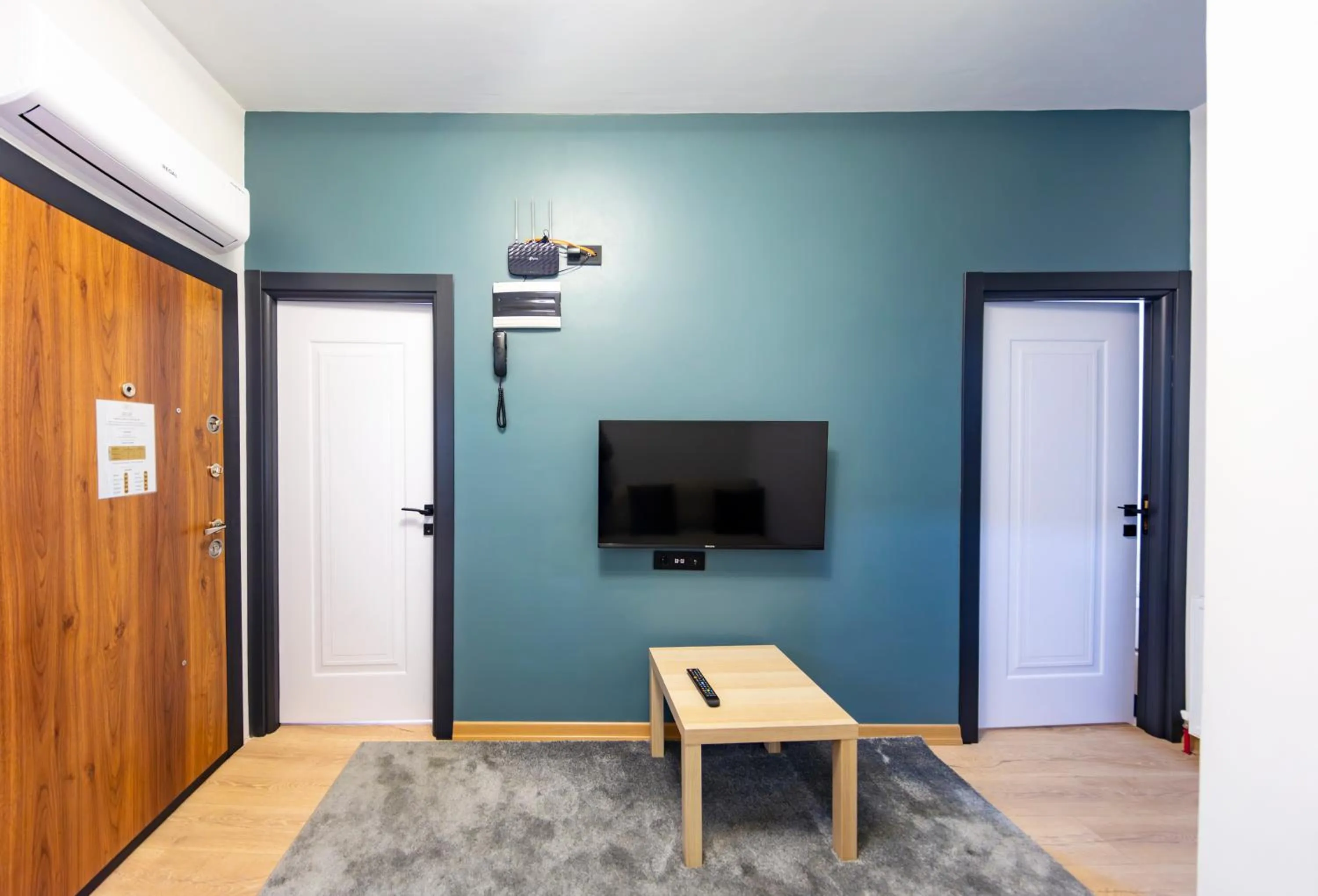 TV and multimedia in Mia Mia Suites