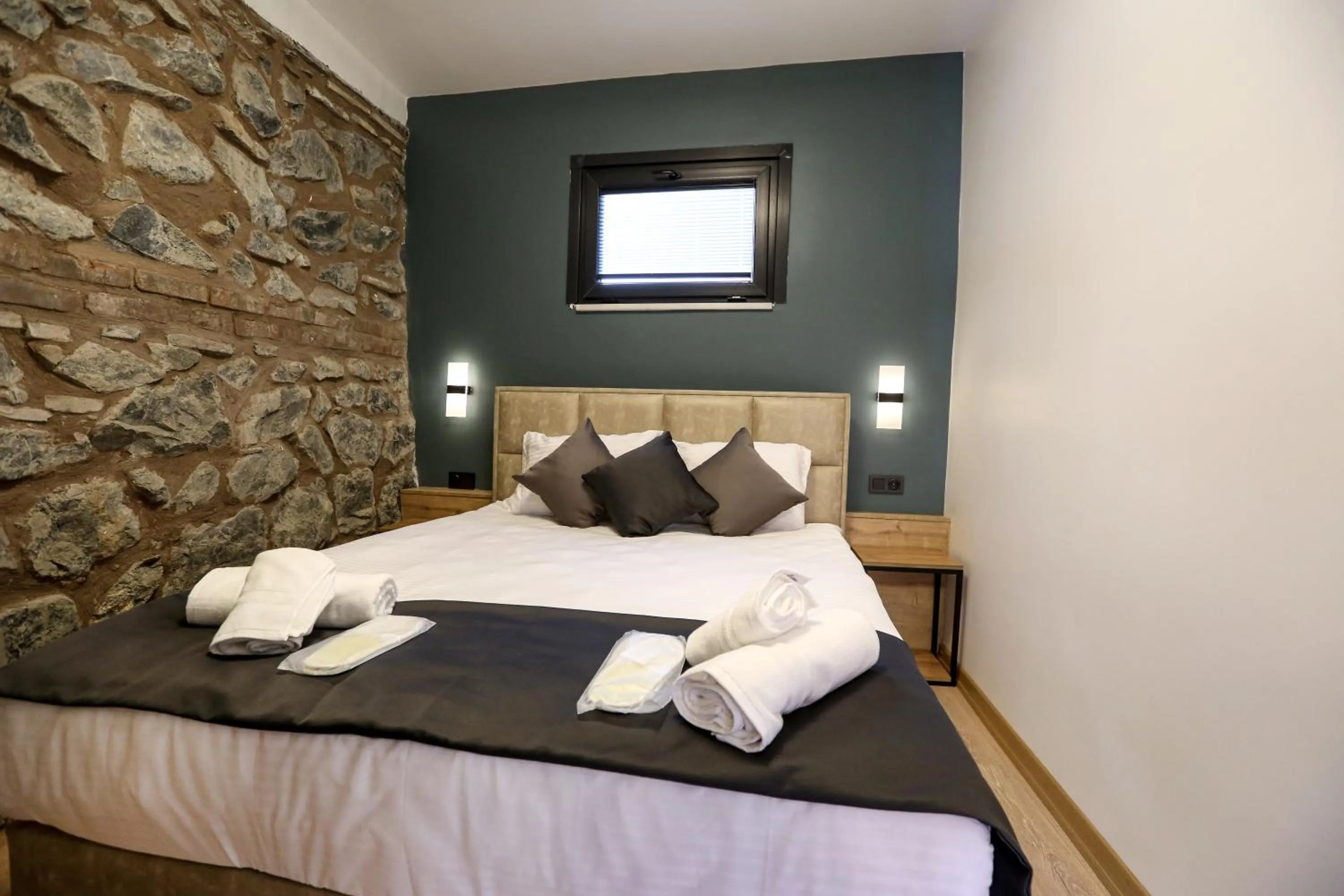 Bedroom, Bed in Mia Mia Suites