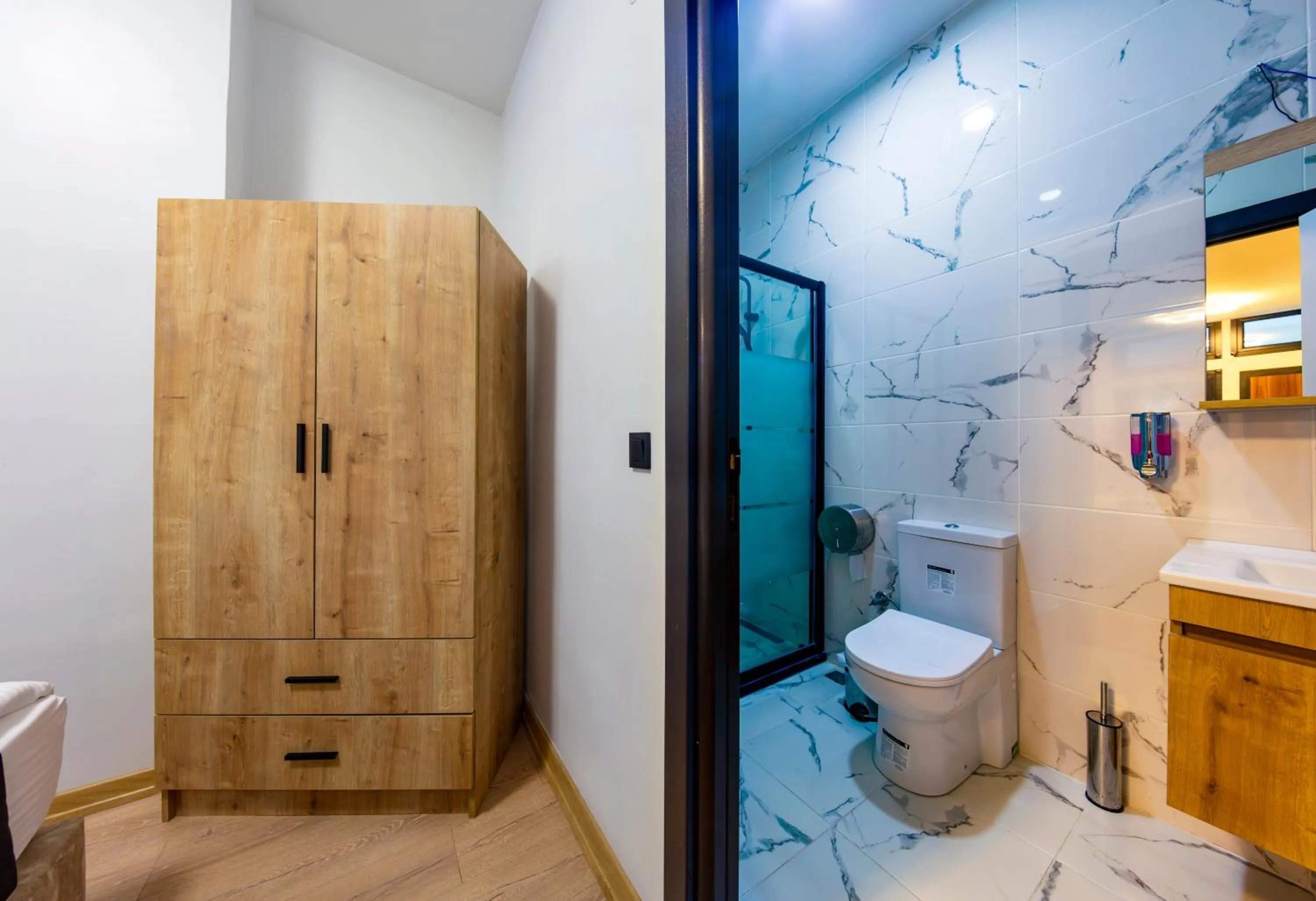 Toilet in Mia Mia Suites