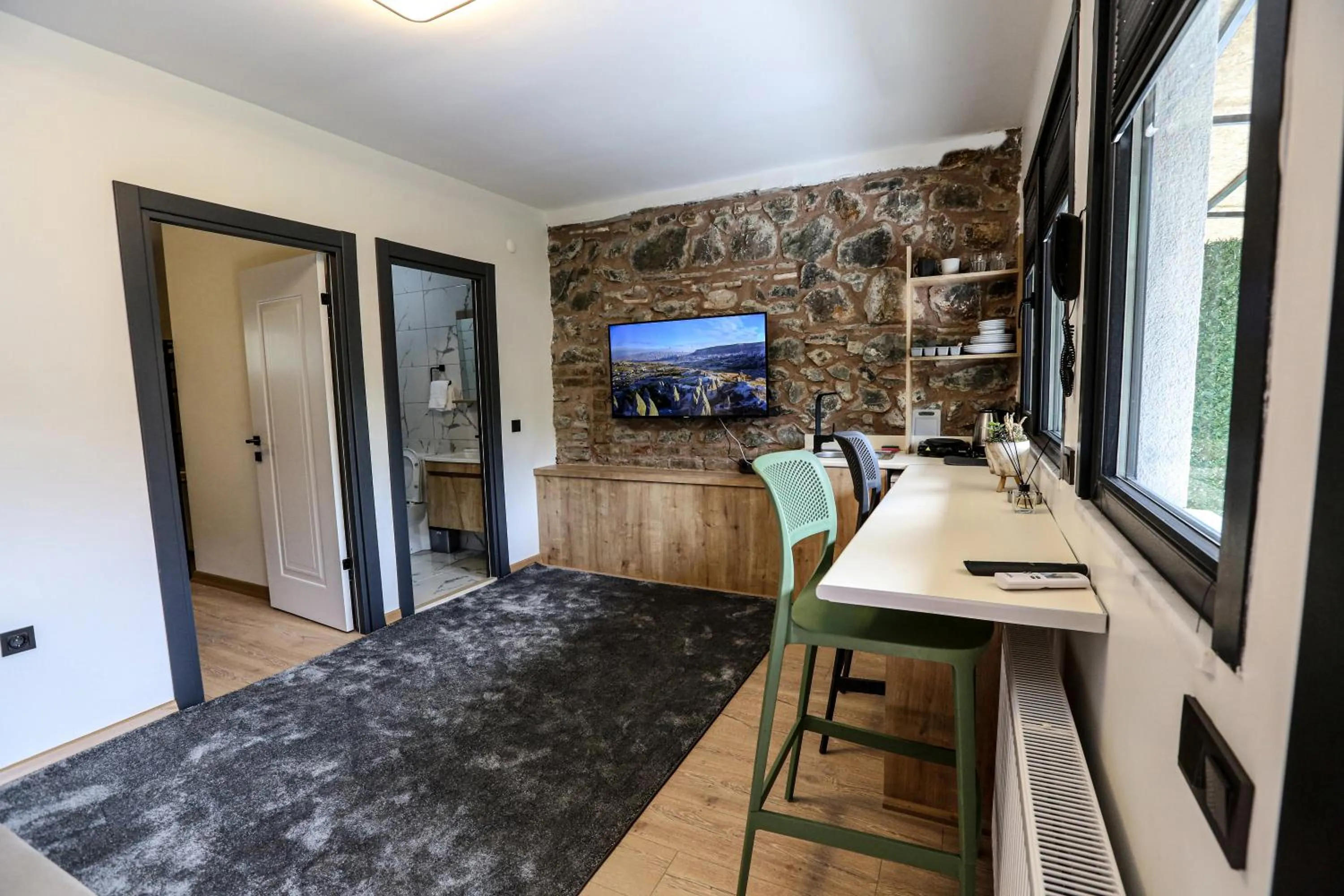 Kitchen or kitchenette in Mia Mia Suites