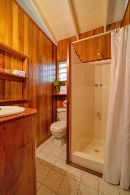 Bathroom in Placencia Villas