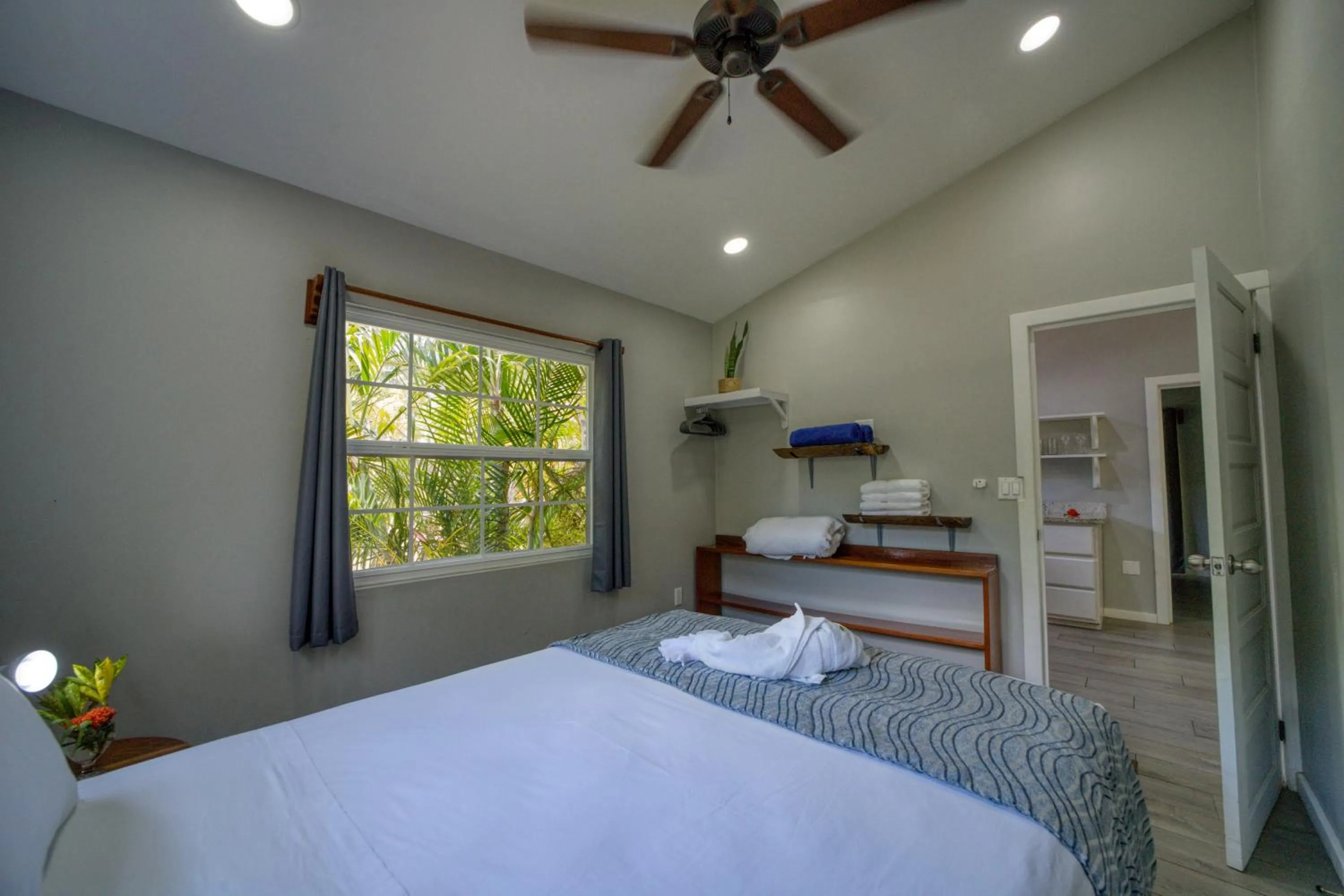 Bed in Placencia Villas