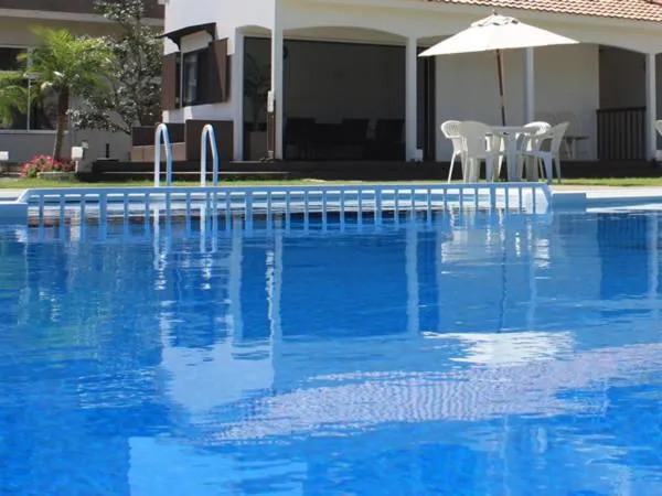 Swimming pool in Michishio