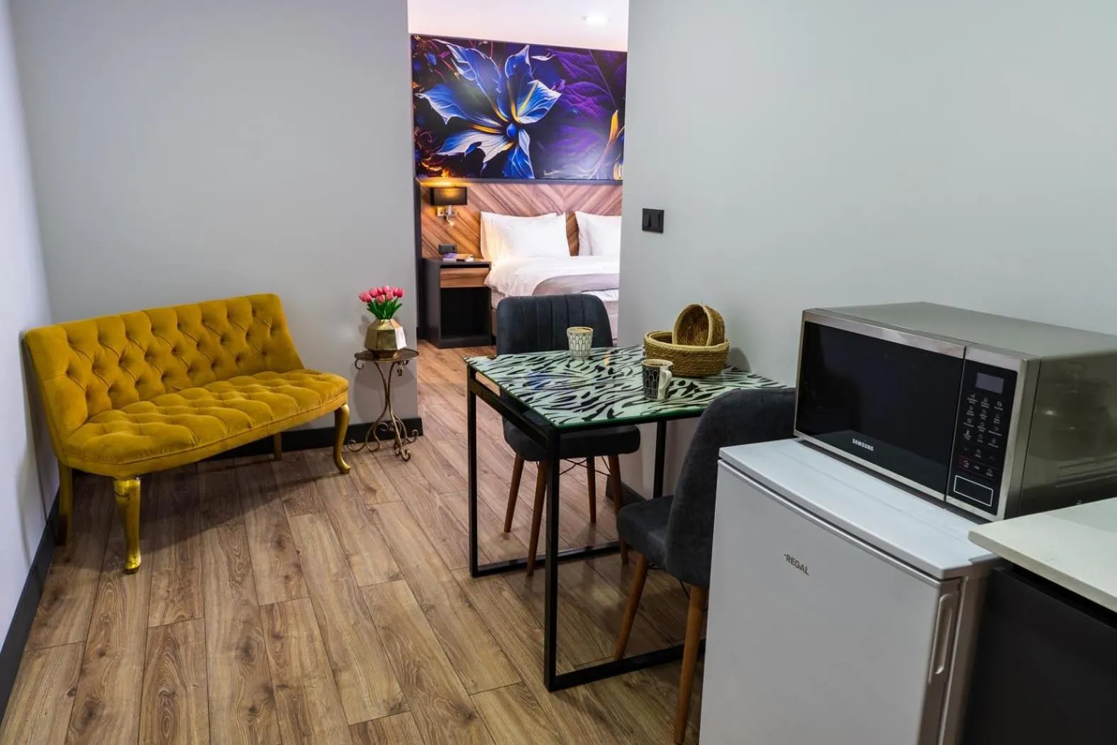 Dining area in Yusufhan Suites