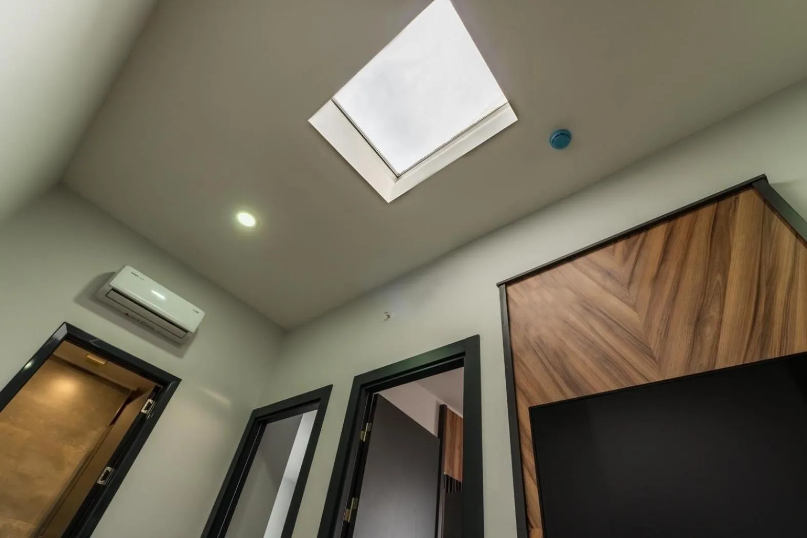 air conditioner in Yusufhan Suites