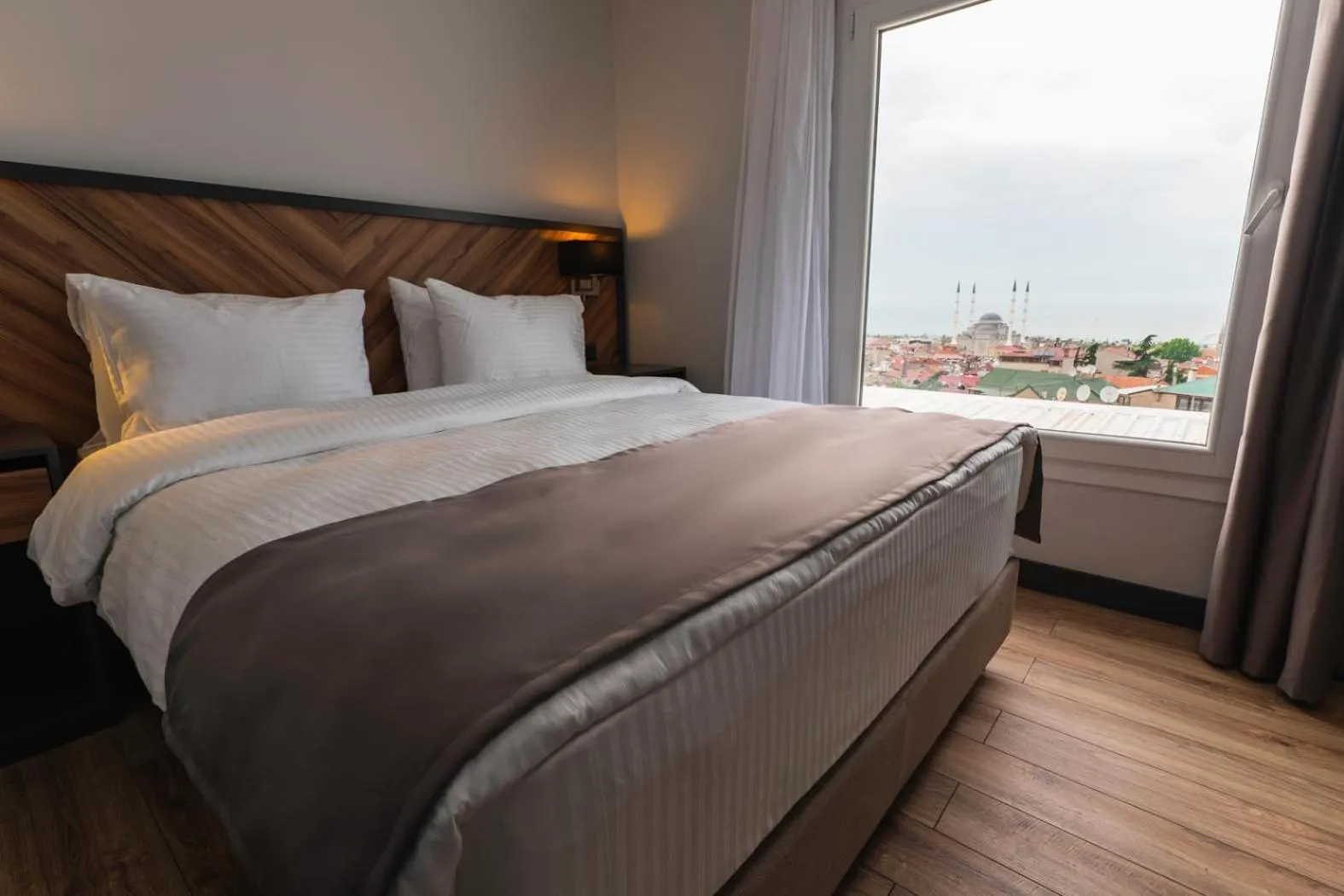 Sea view, Bed in Yusufhan Suites