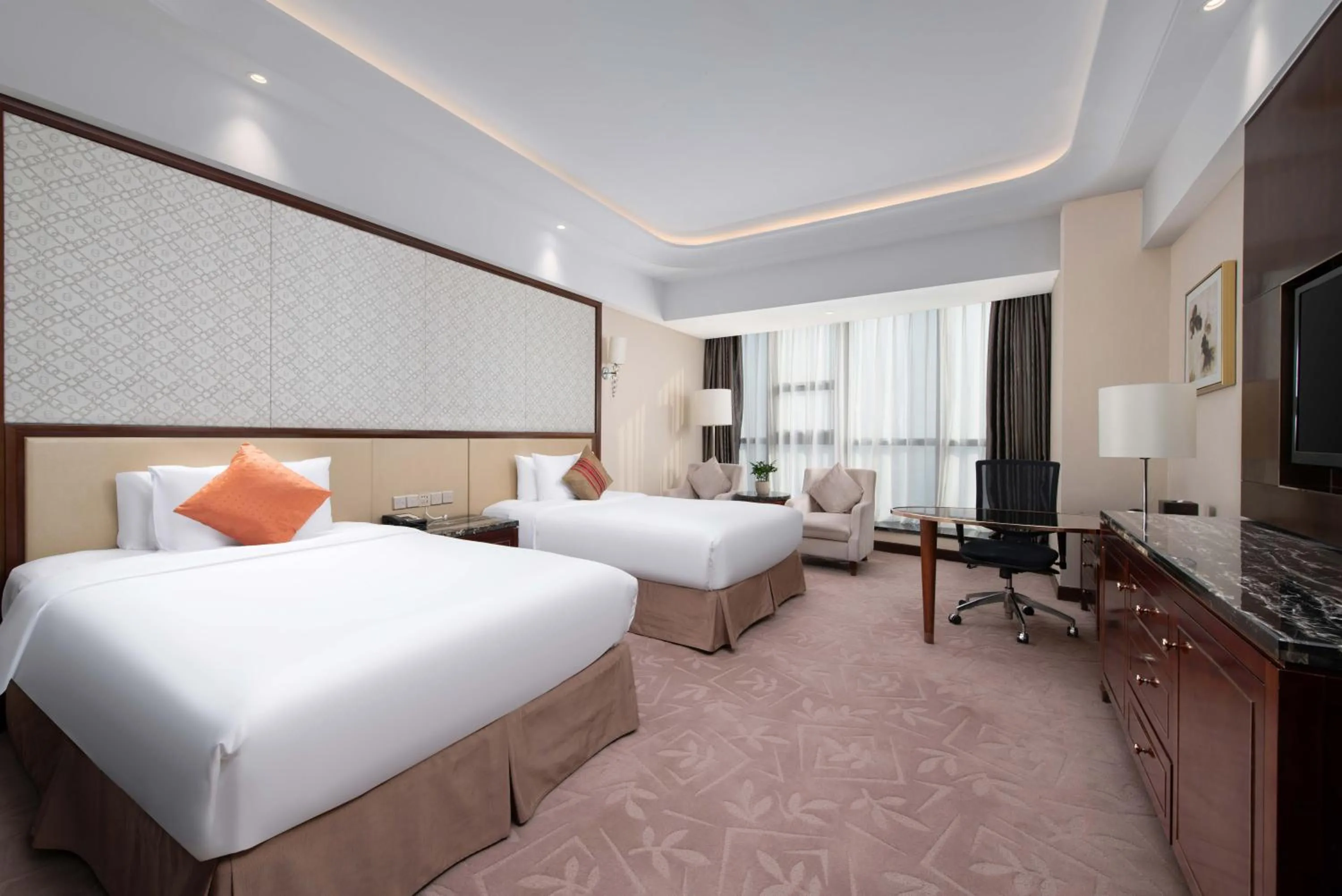 Bedroom, Bed in Wyndham Grand Plaza Royale Changsheng Jiangyin