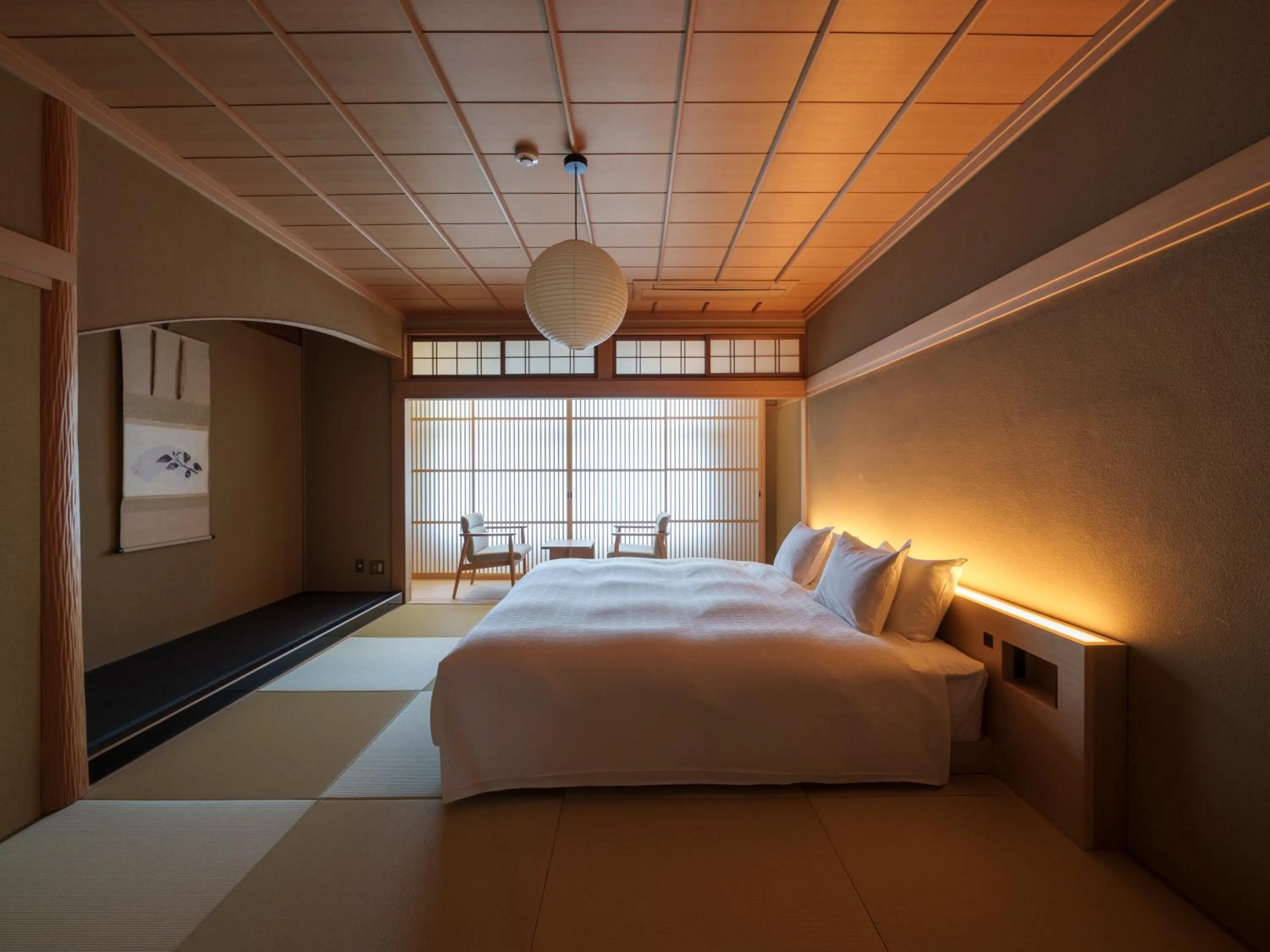 Photo of the whole room, Bed in Ryokan Onomichi Nishiyama