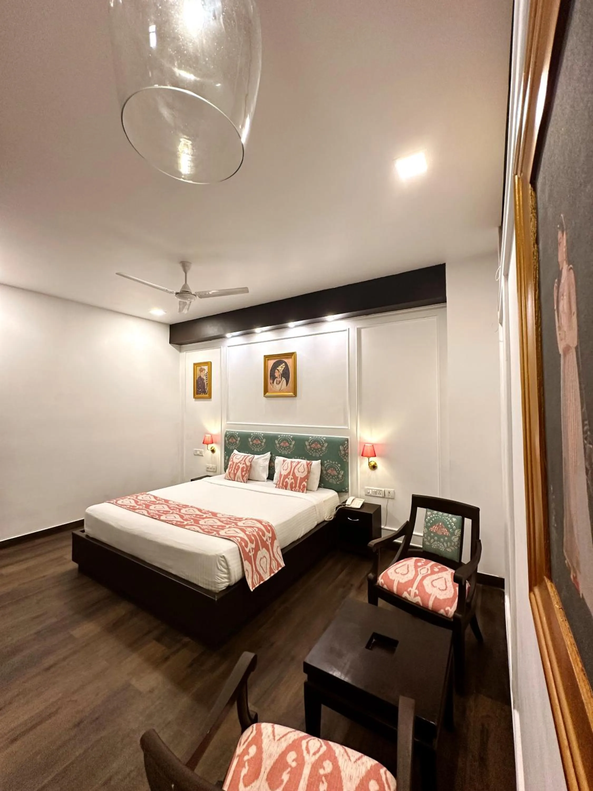 Bed in Hotel Atulyaa Taj