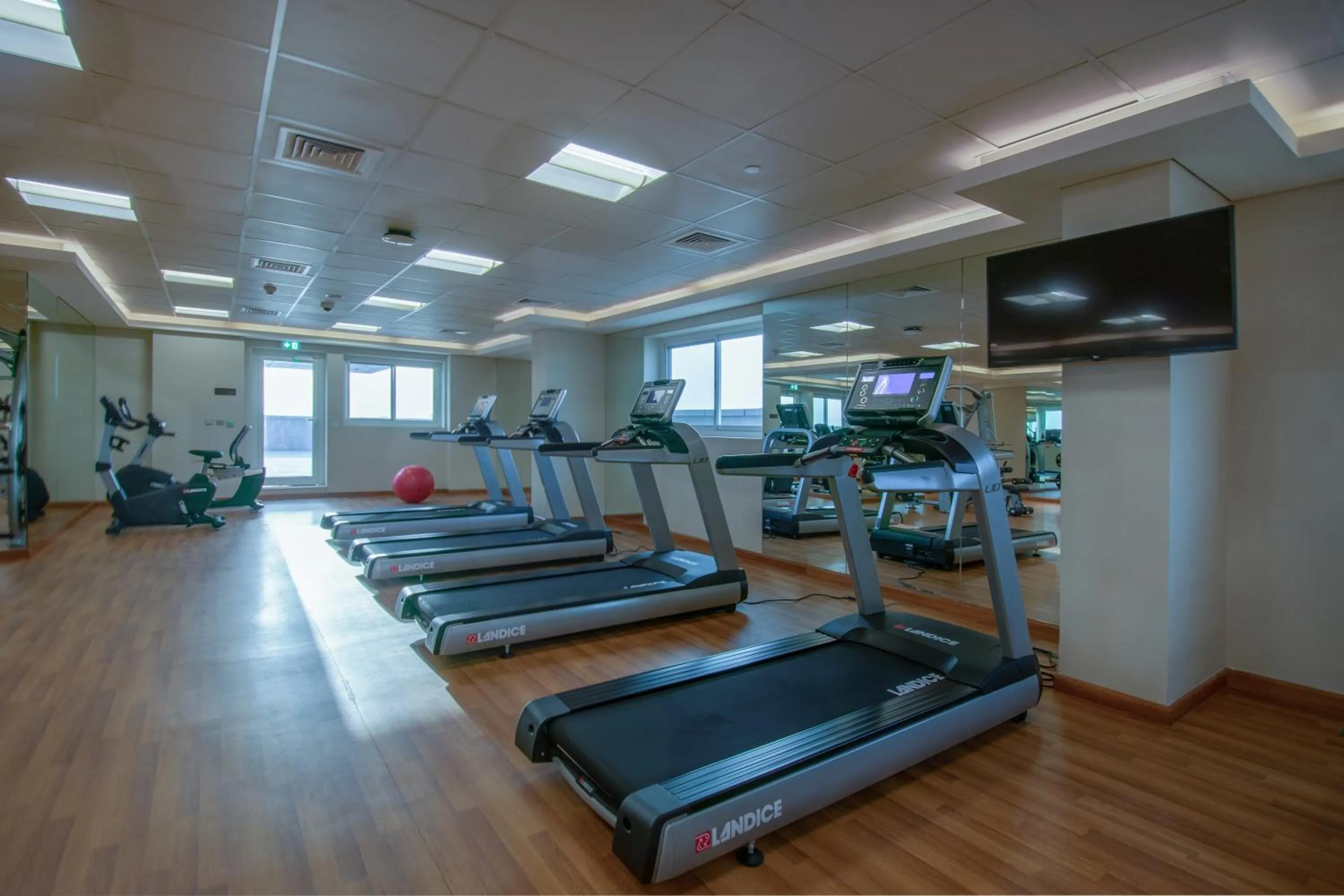 Fitness centre/facilities in Jood Hotel Apartments
