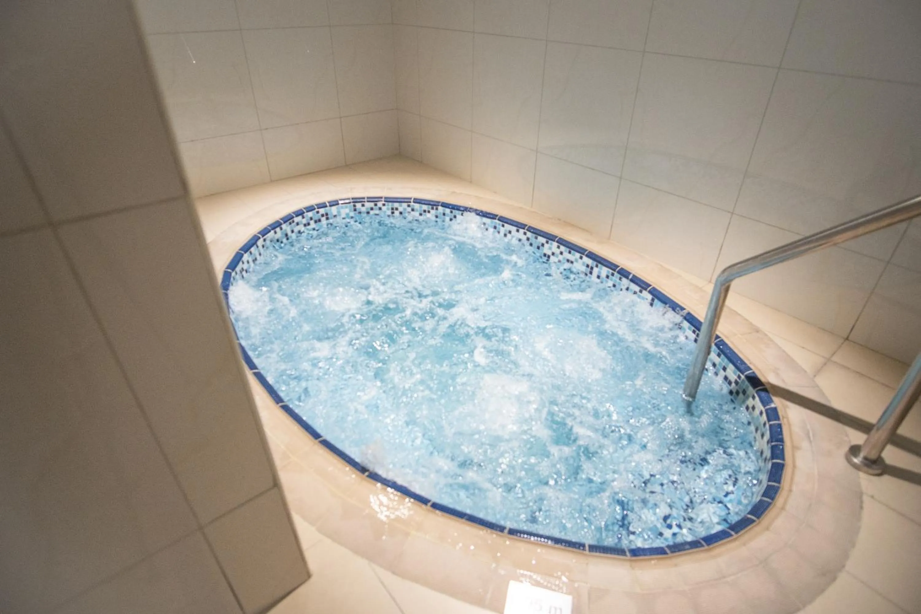 Hot Tub in Jood Hotel Apartments